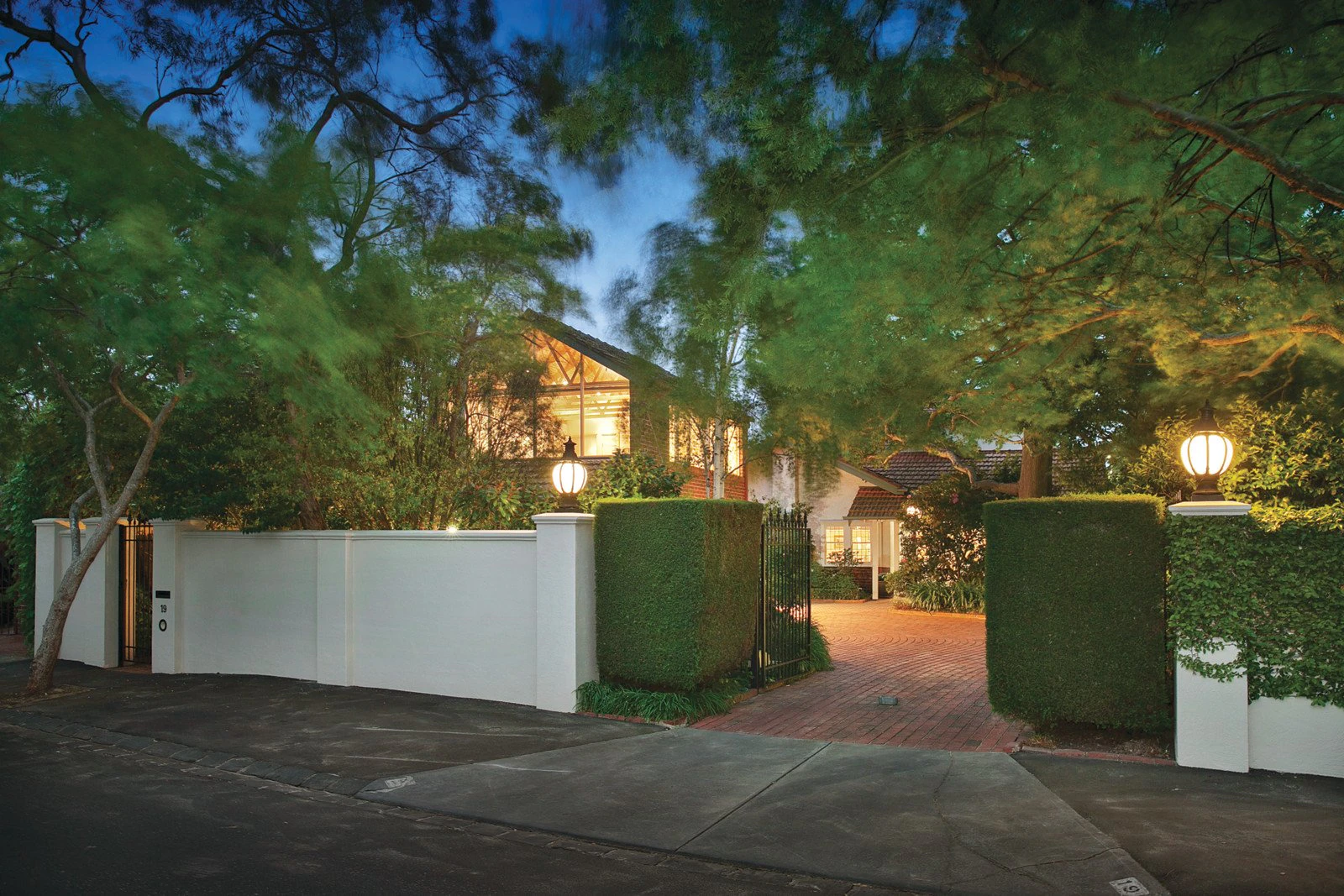 19 Kinane Street, Brighton, VIC