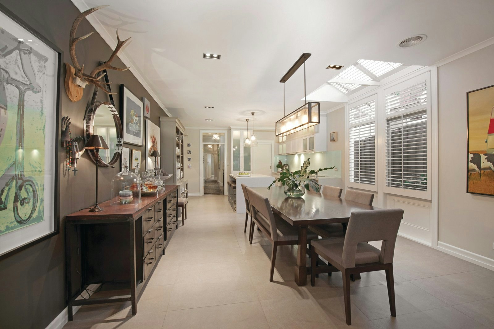 51 Essex Road, Surrey Hills, VIC