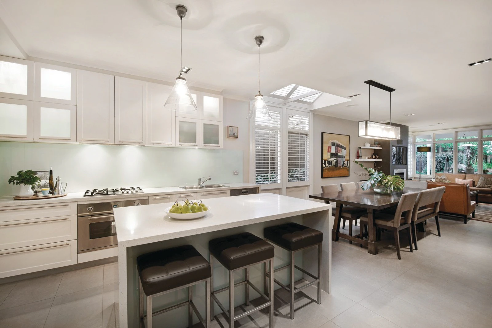 51 Essex Road, Surrey Hills, VIC