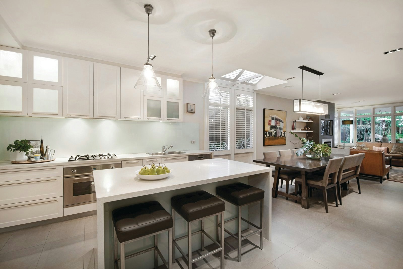 51 Essex Road, Surrey Hills, VIC