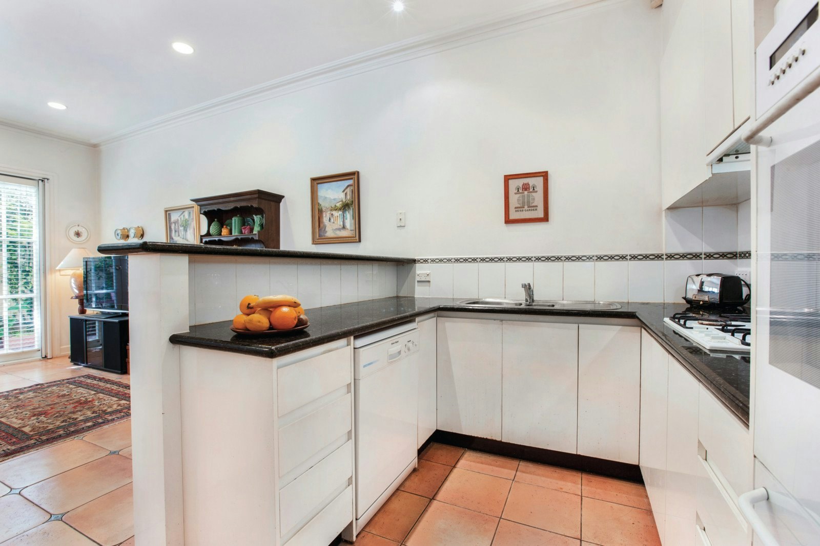 1/20 Mercer Road, Armadale, VIC