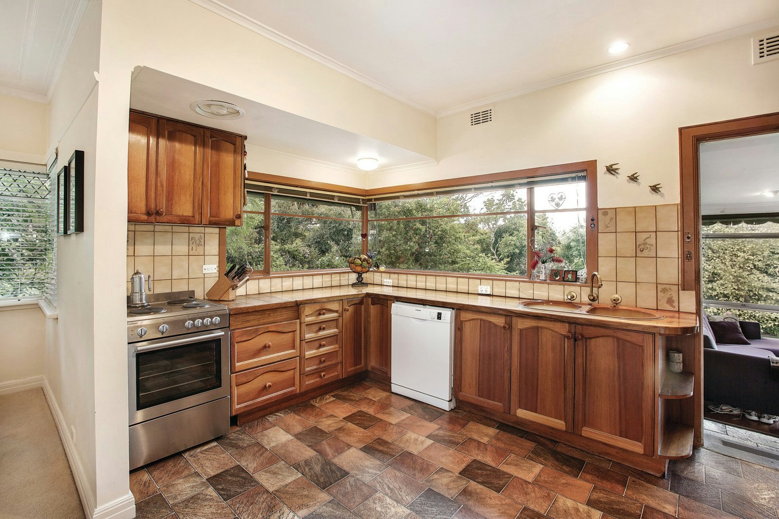 45A Elliott Avenue, Balwyn, VIC