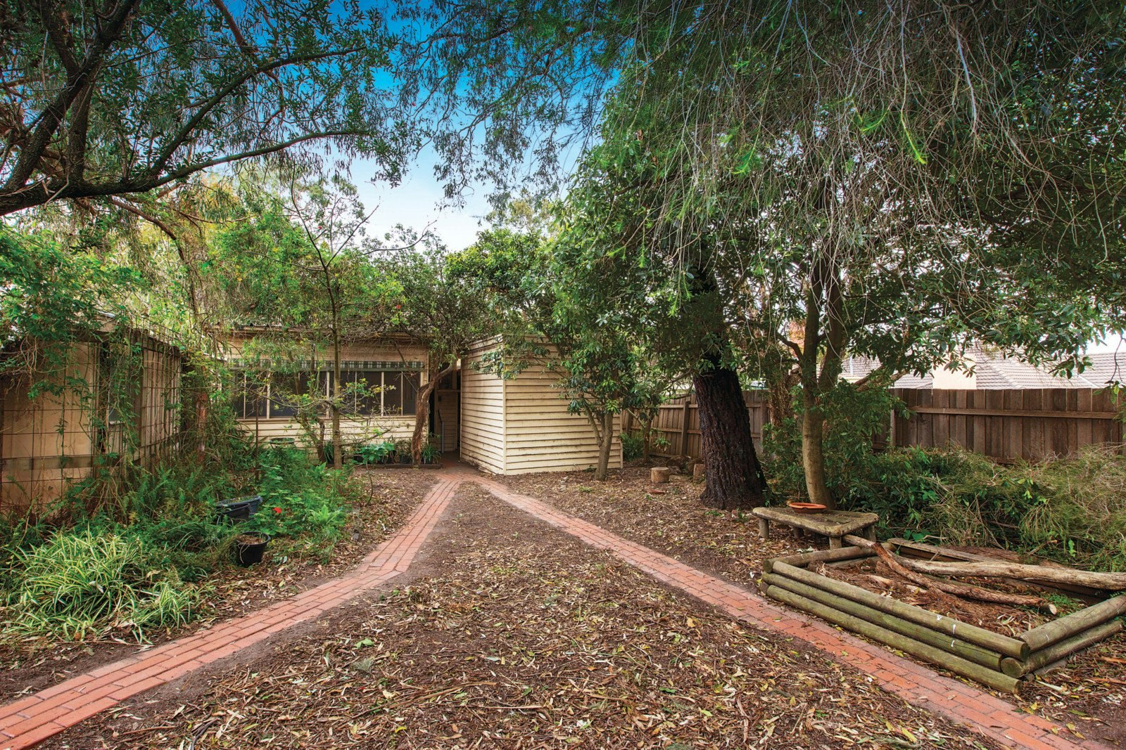 14 Irymple Avenue, Kew East, VIC