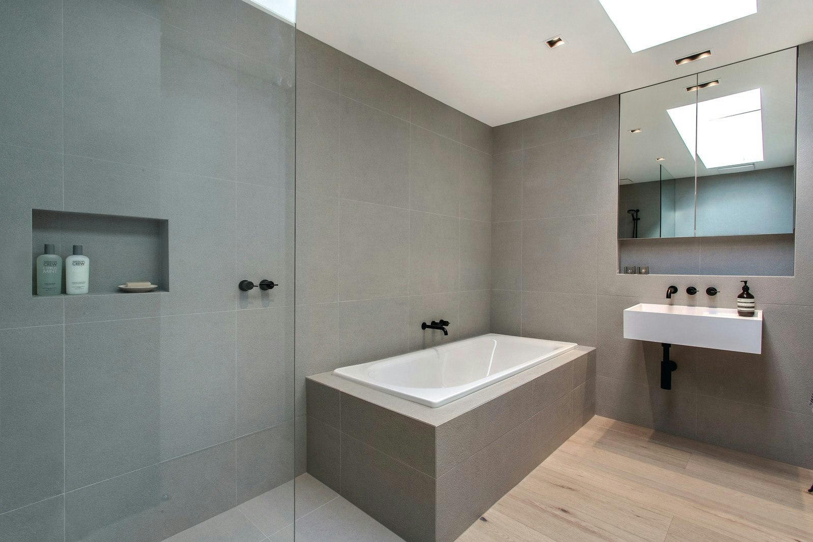 31 Wheatland Road, Malvern, VIC