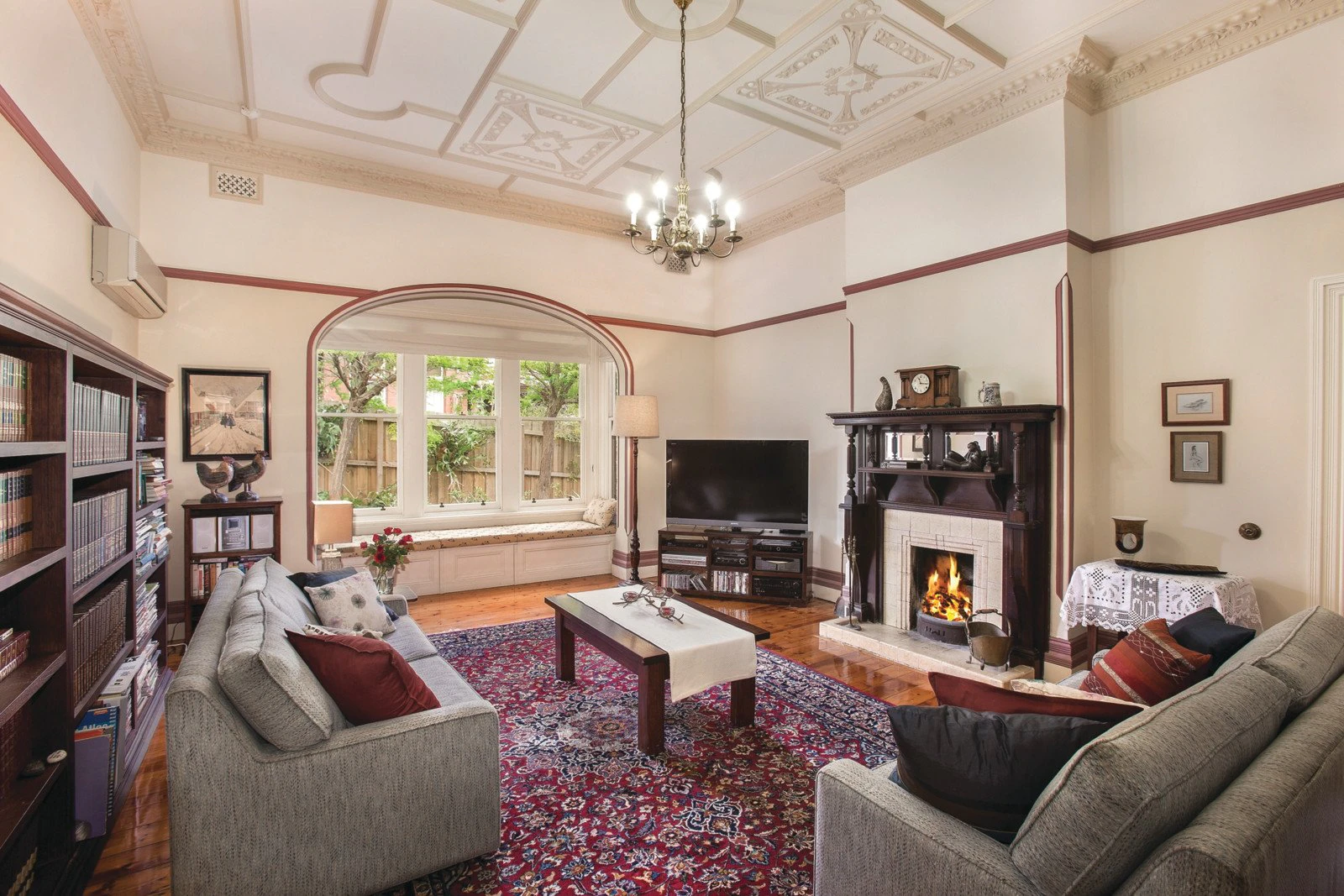 5 Windsor Crescent, Surrey Hills, VIC