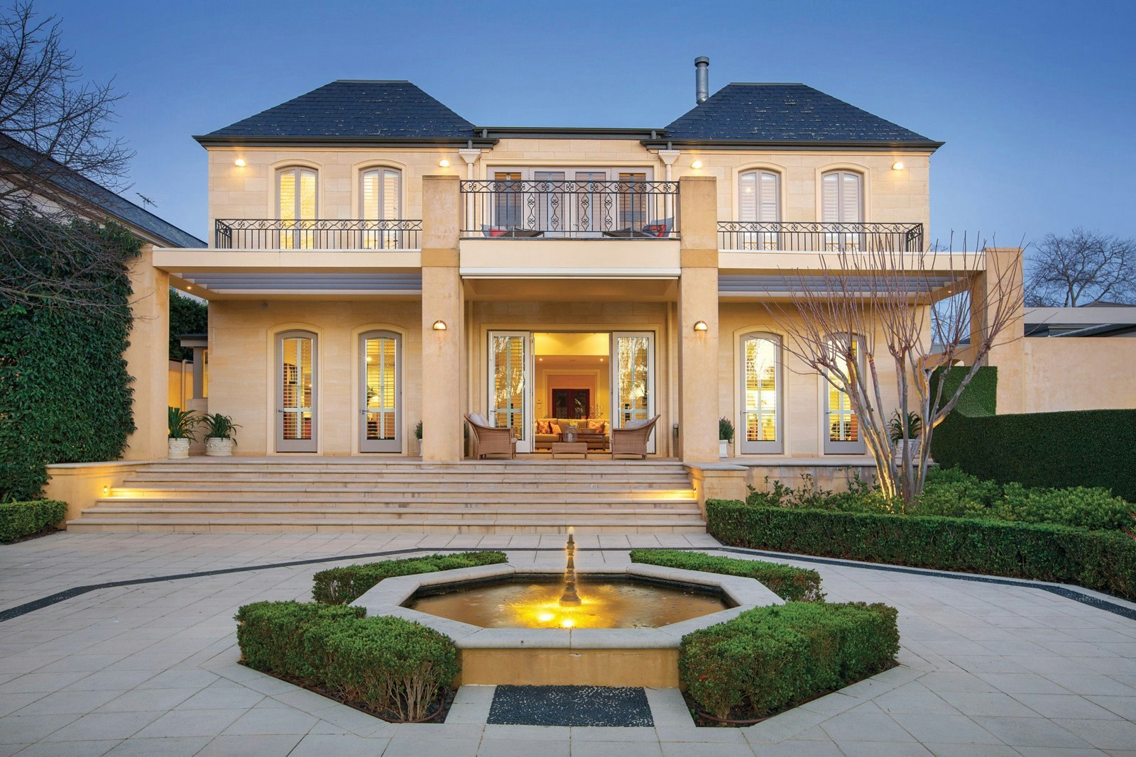 19 Monomeath Avenue, Canterbury, VIC