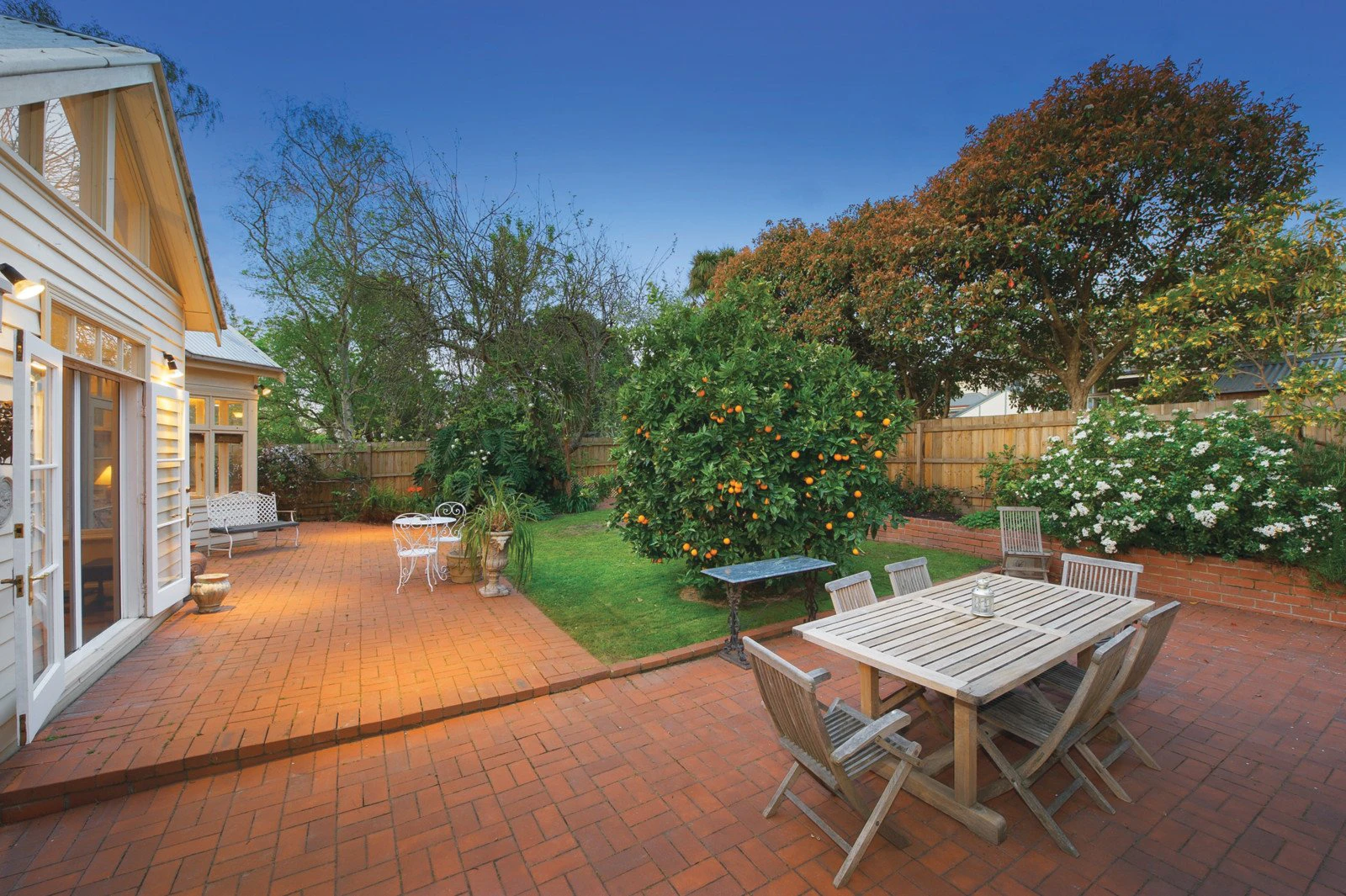 8 Scott Street, Canterbury, VIC