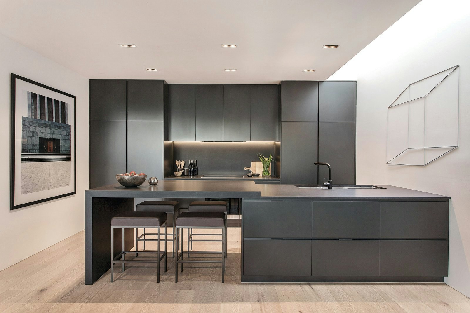 31 Wheatland Road, Malvern, VIC