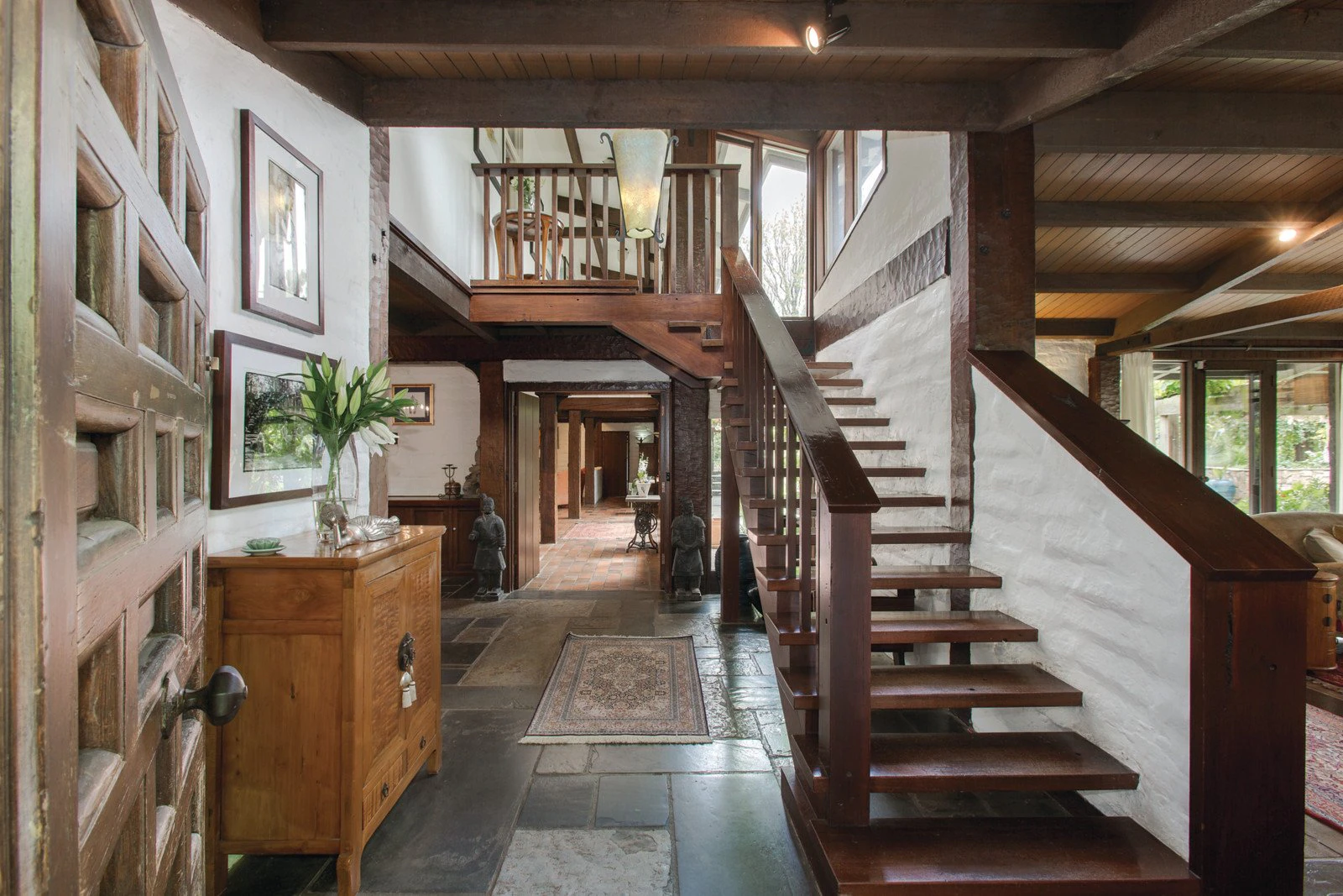 2 Barnsbury Court, Balwyn, VIC