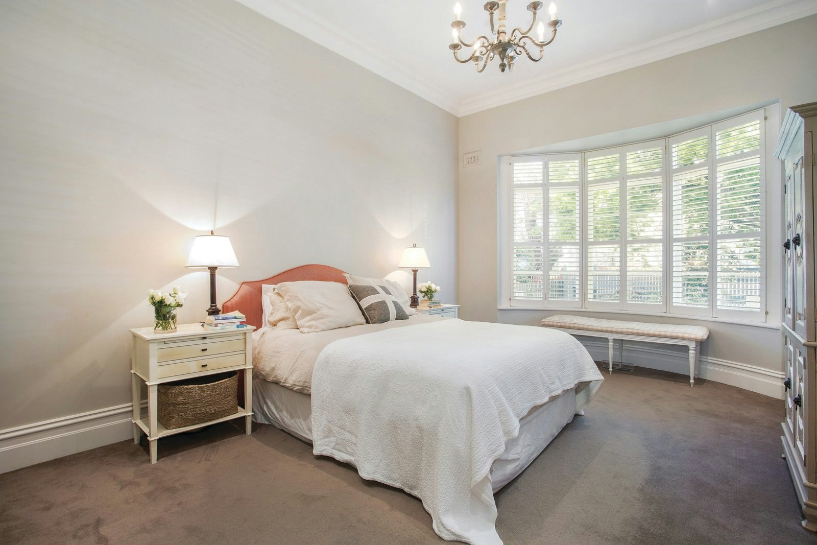 18 Coonil Crescent, Malvern, VIC