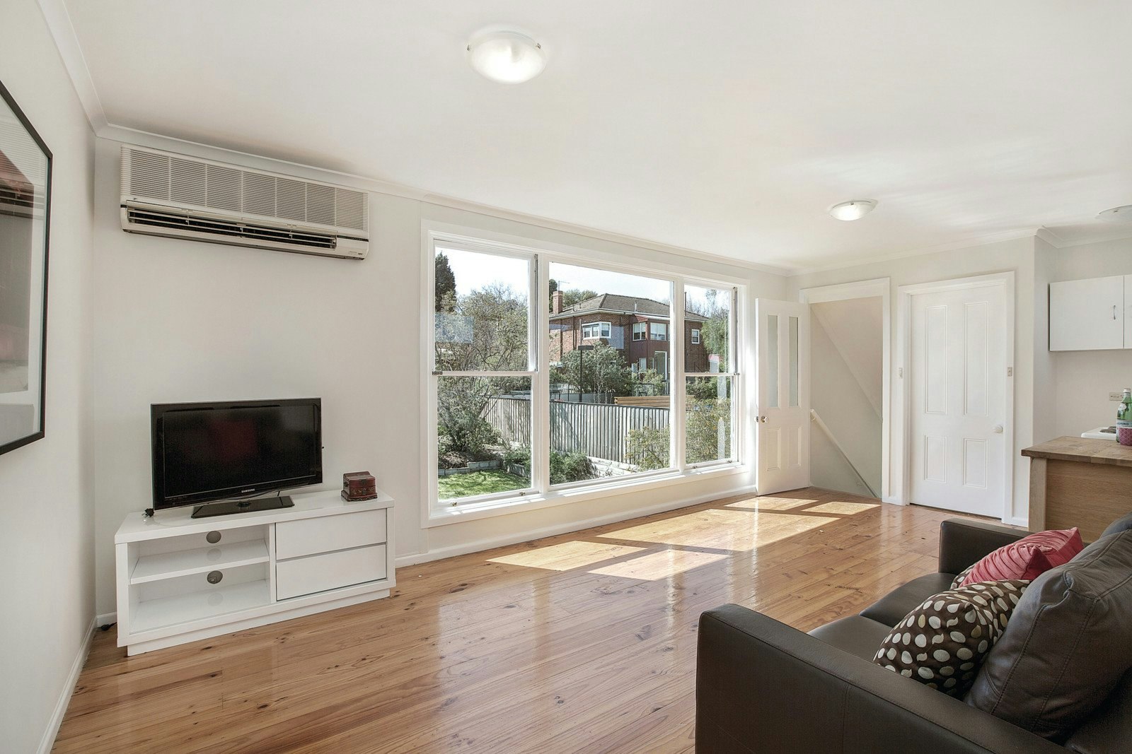 25 Lyndhurst Crescent, Hawthorn, VIC