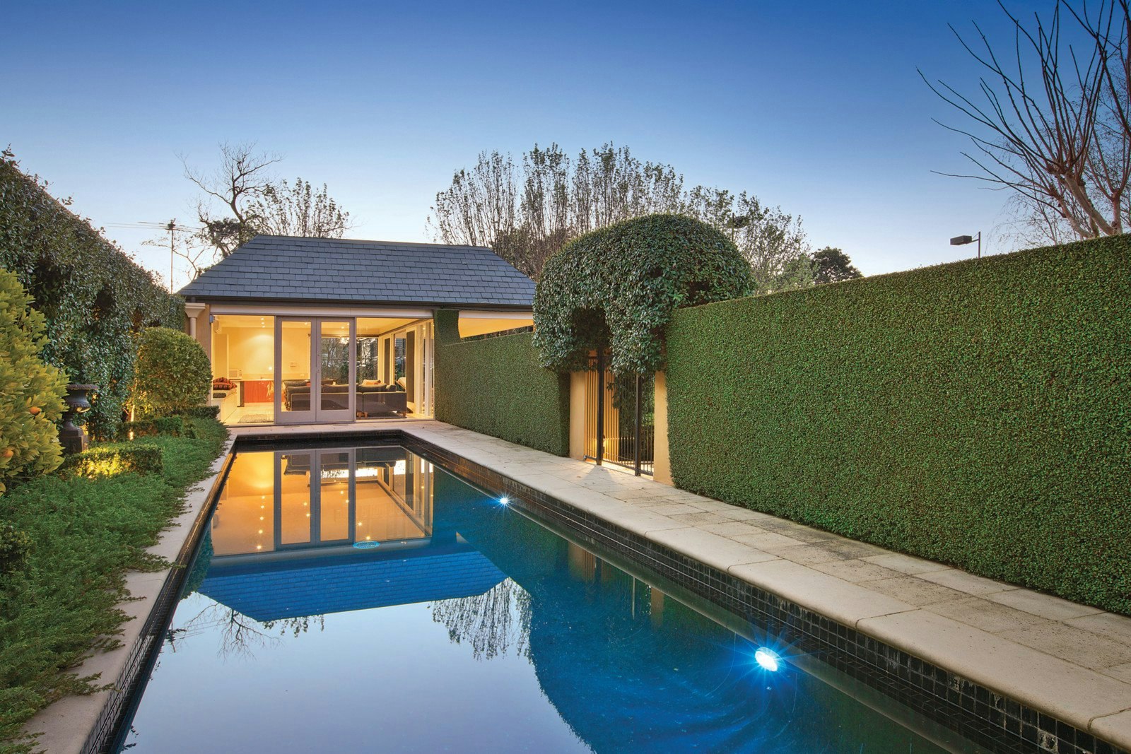 19 Monomeath Avenue, Canterbury, VIC