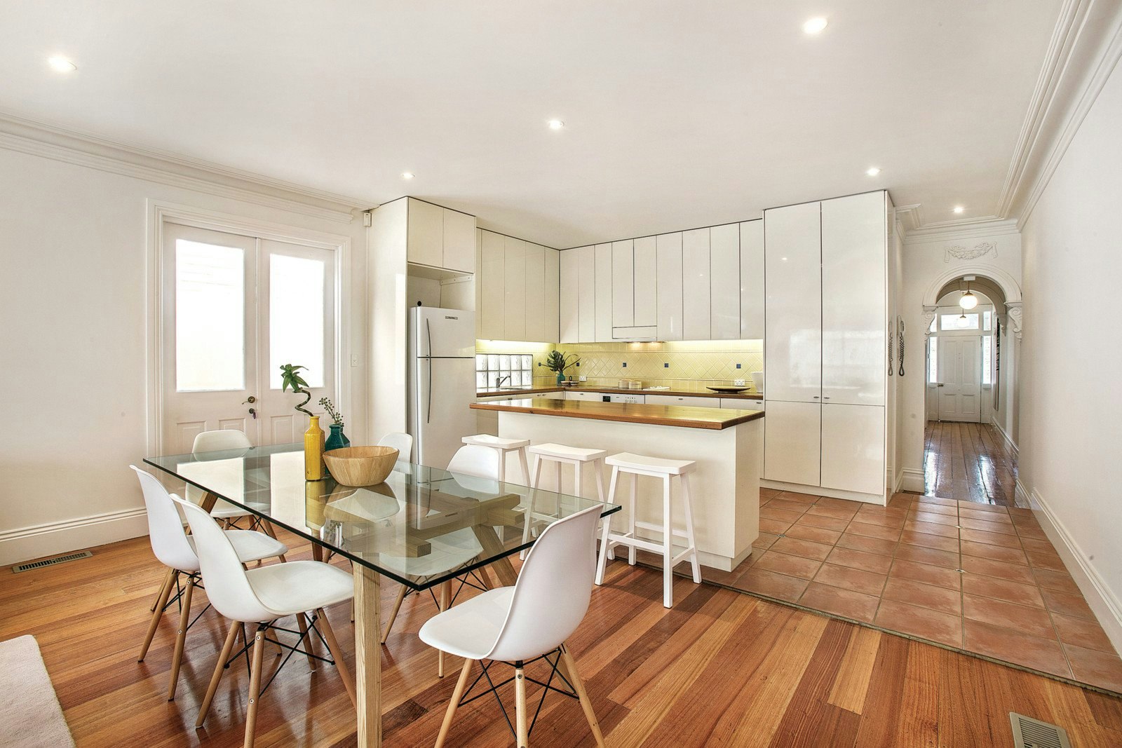 28 Stuart Street, Armadale, VIC