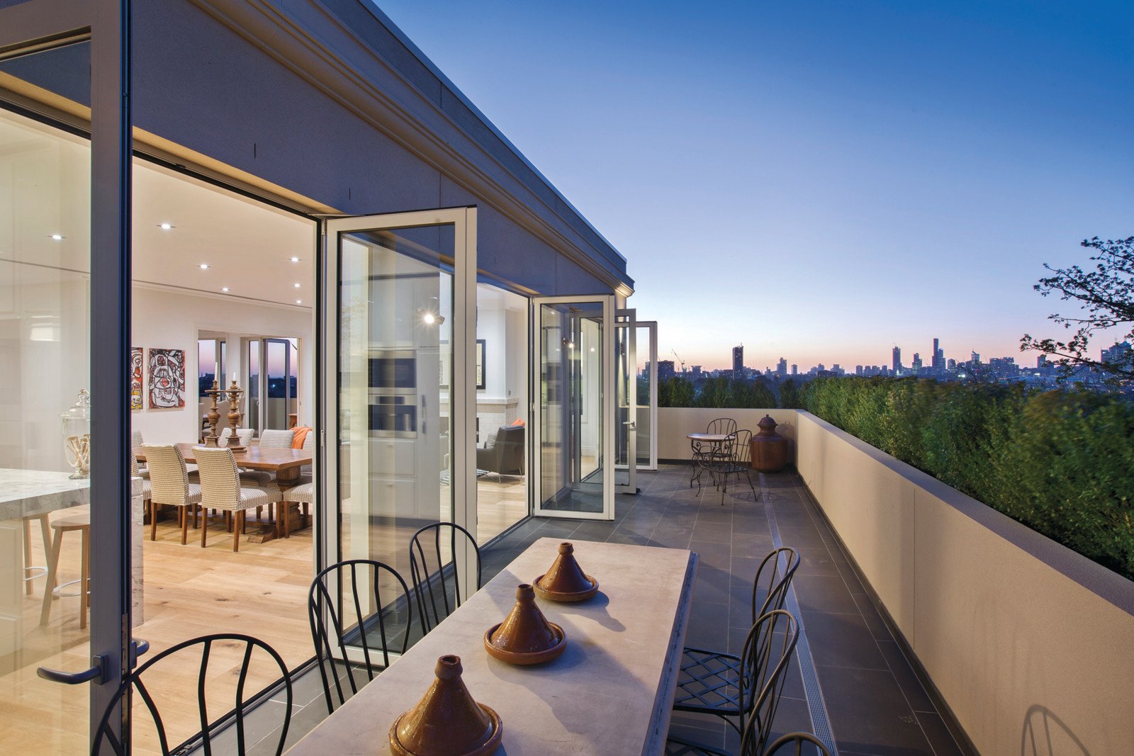 Penthouse/11 Trawalla Avenue, Toorak - Thumbnail 2