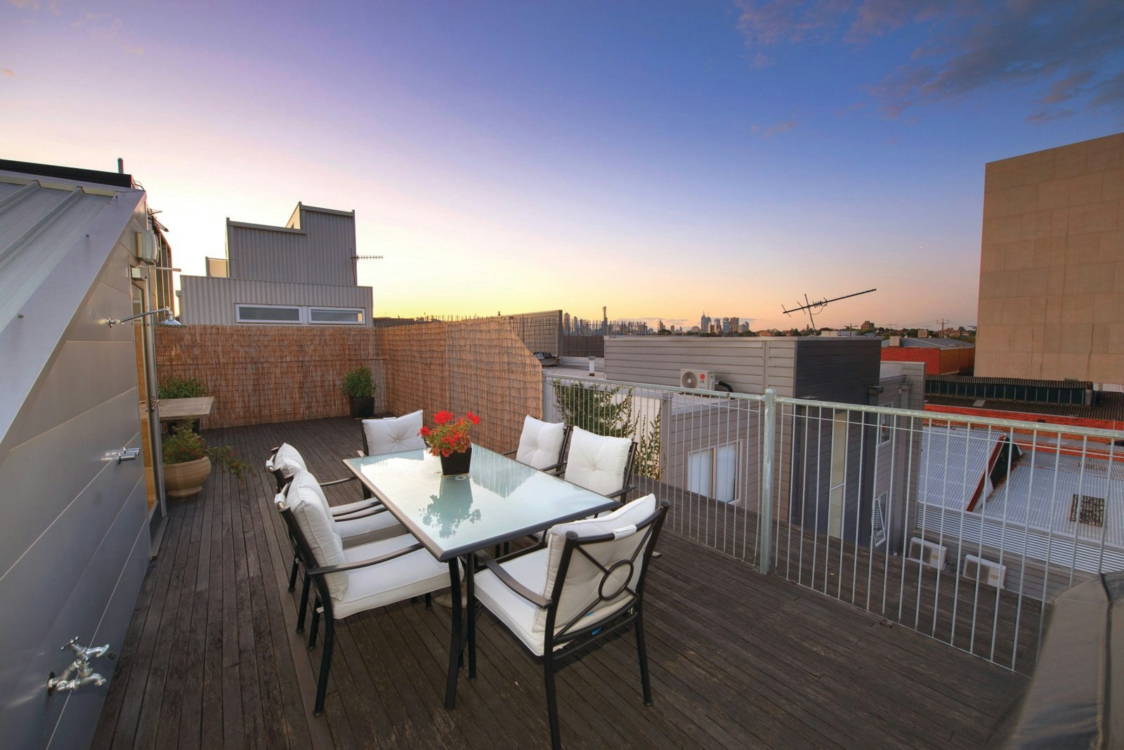 35 Hinton Lane, Prahran, VIC