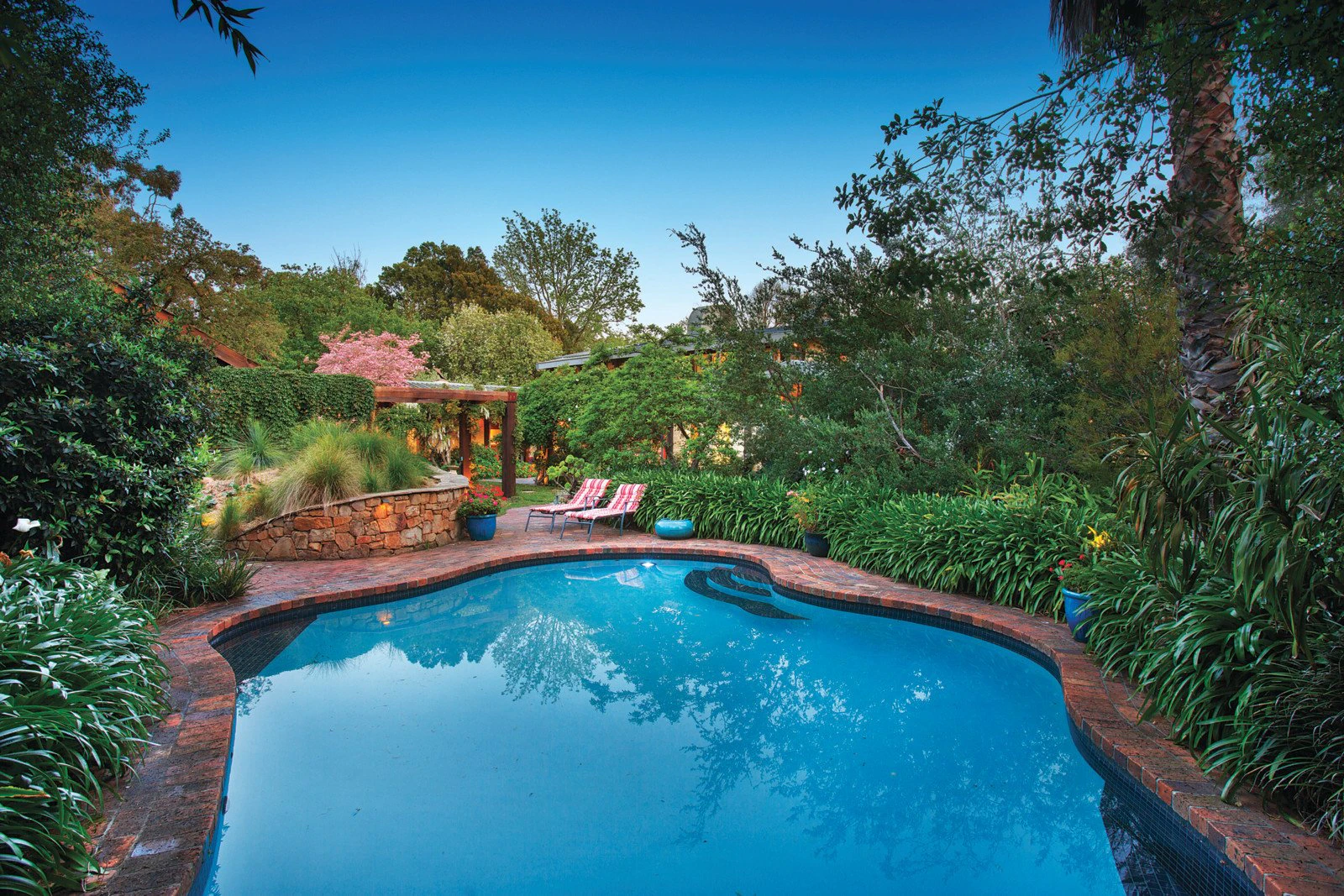 2 Barnsbury Court, Balwyn, VIC