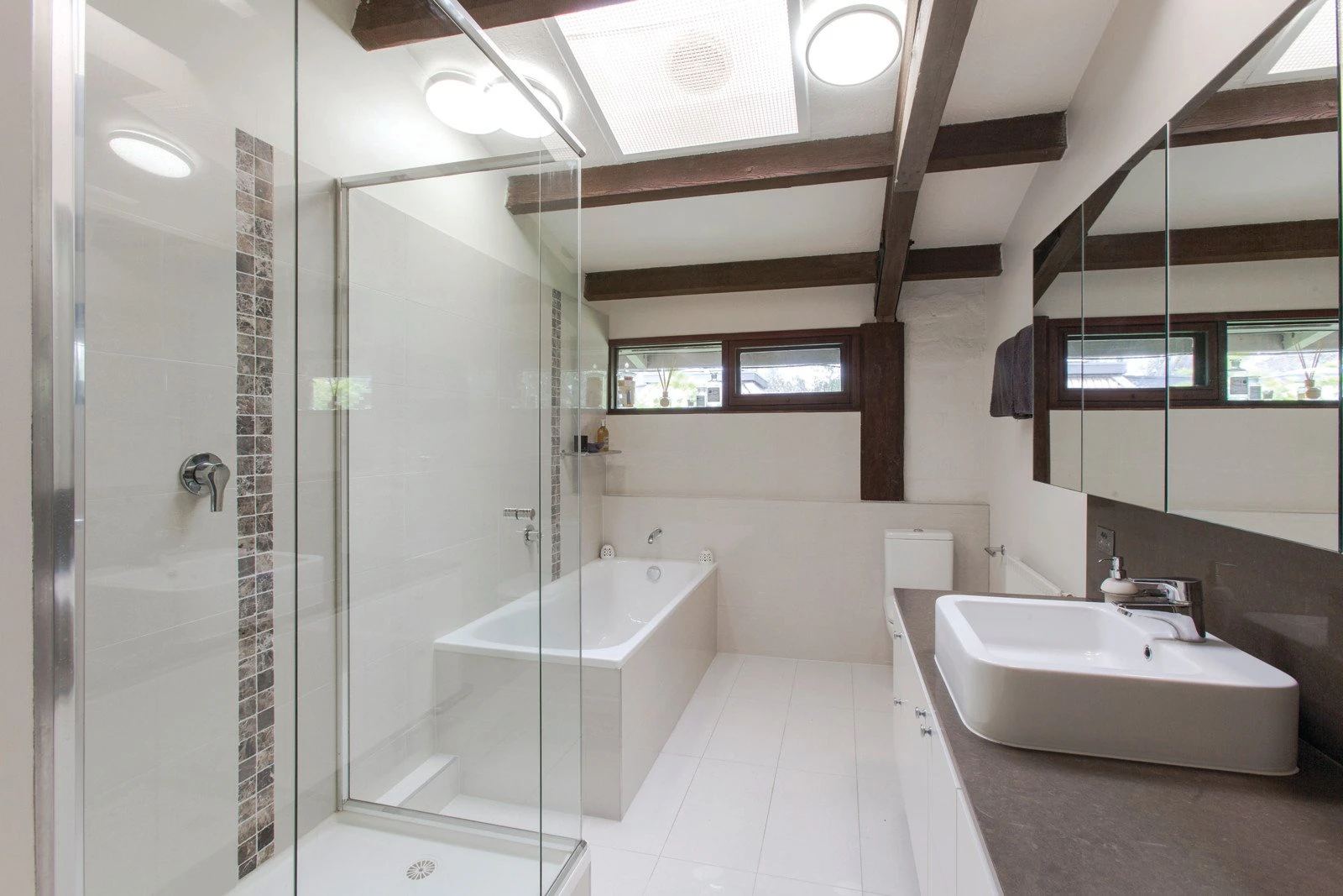 2 Barnsbury Court, Balwyn, VIC