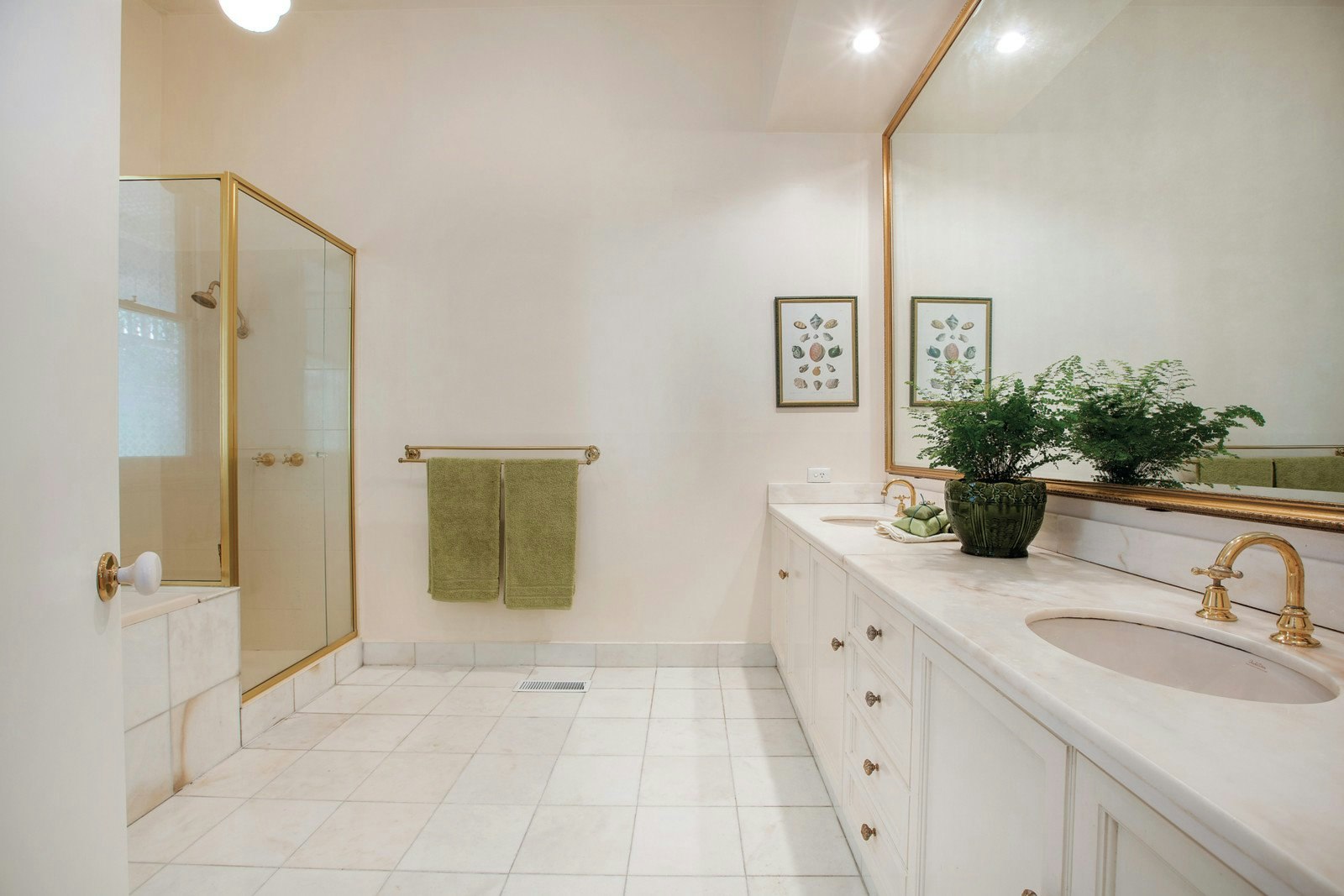 8 Scott Street, Canterbury, VIC