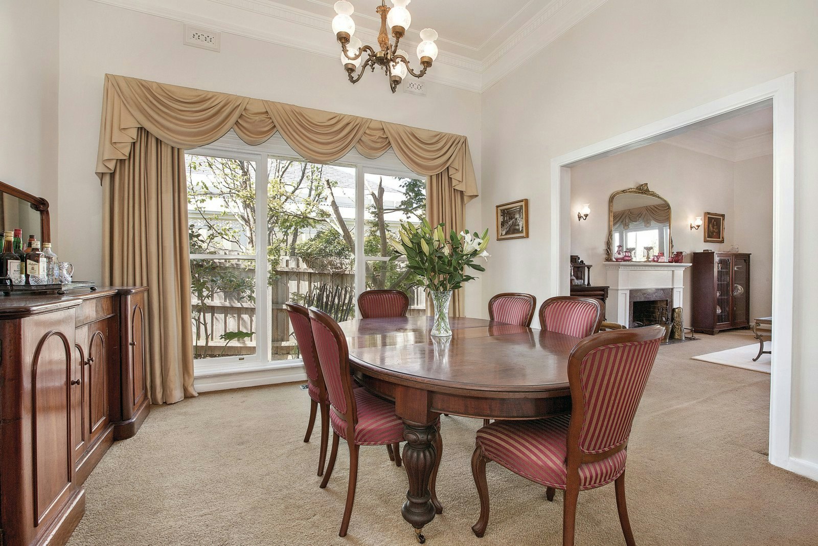 25 Lyndhurst Crescent, Hawthorn, VIC