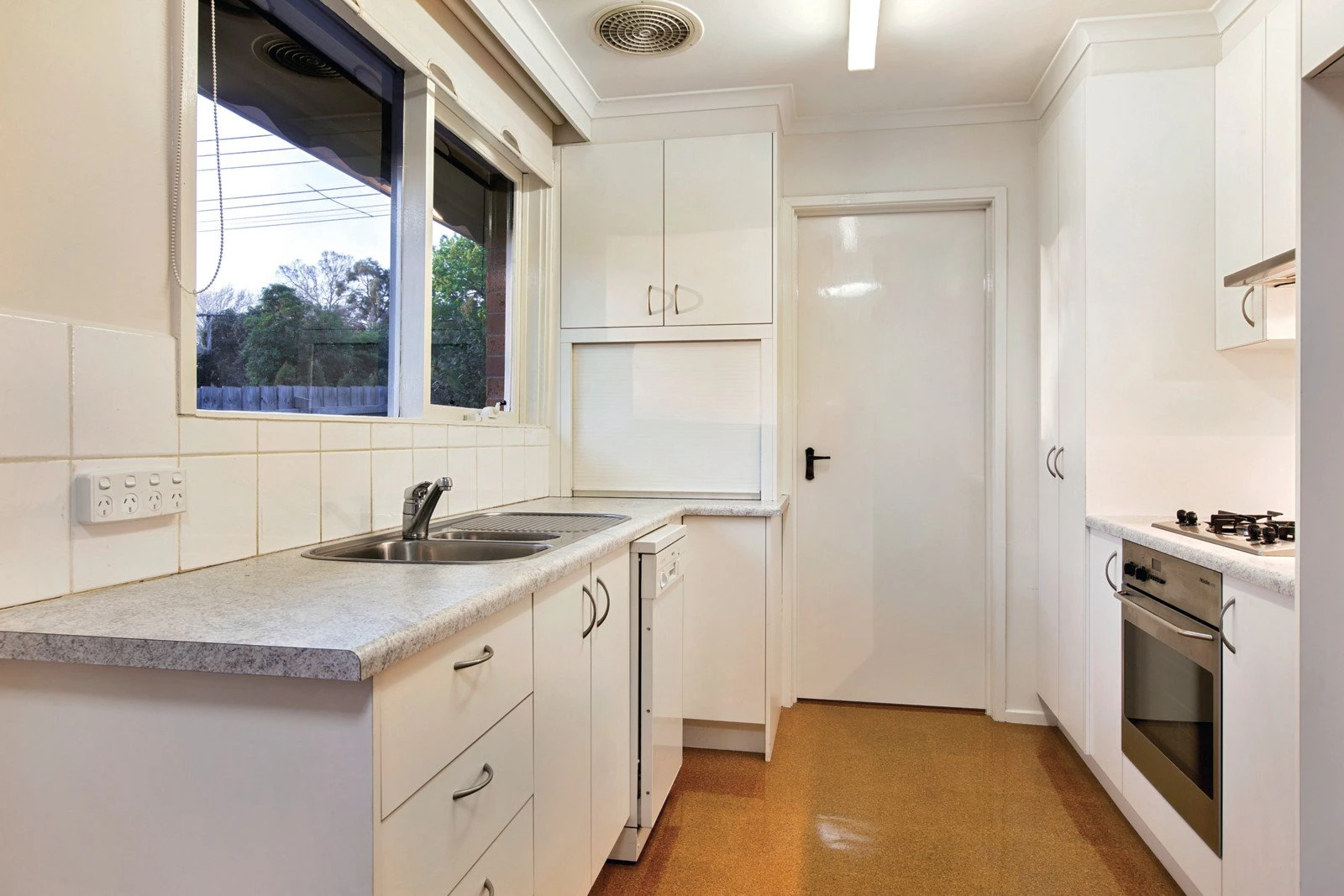 1/184 Prospect Hill Road, Canterbury, VIC
