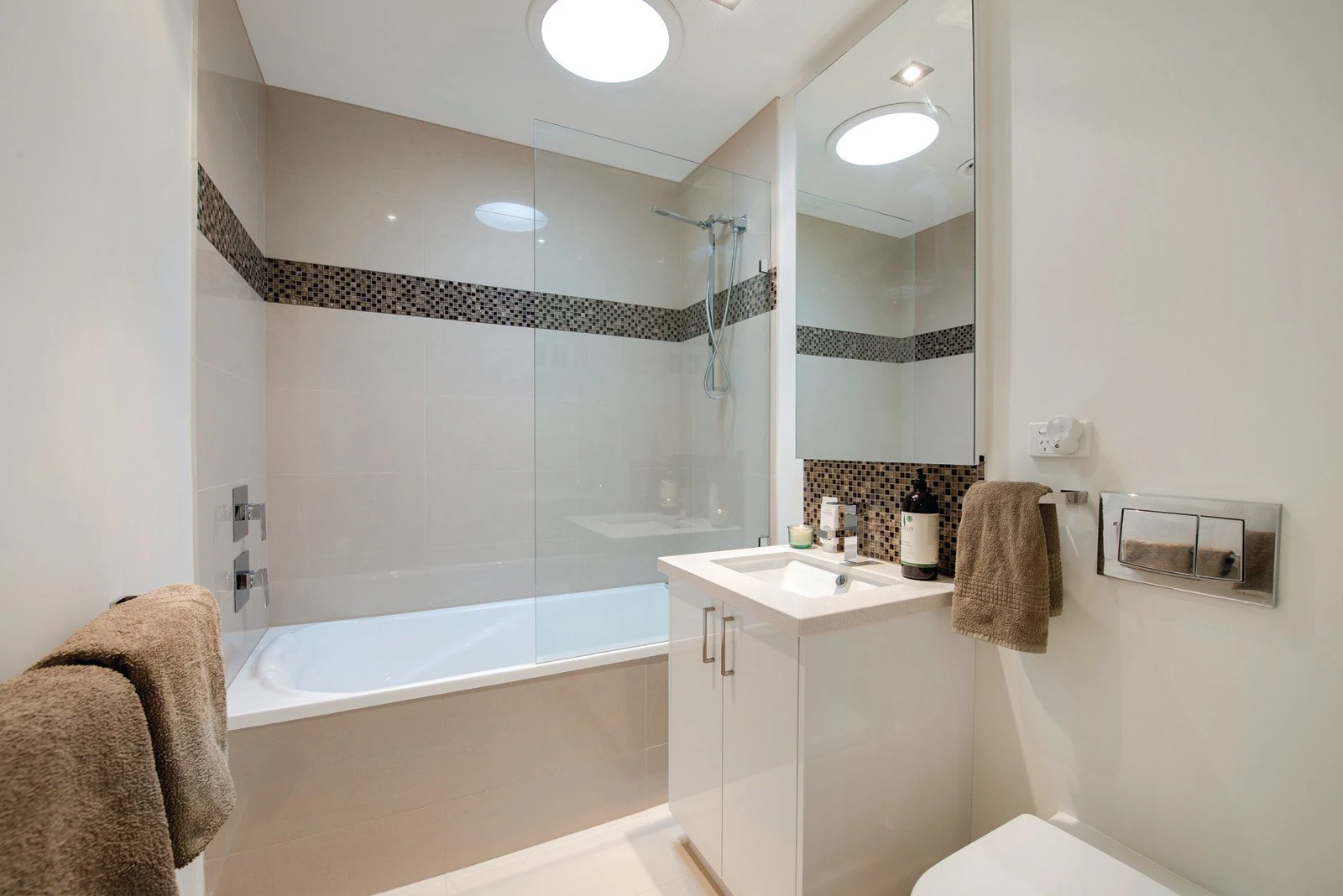 135 Albert Street, Port Melbourne, VIC