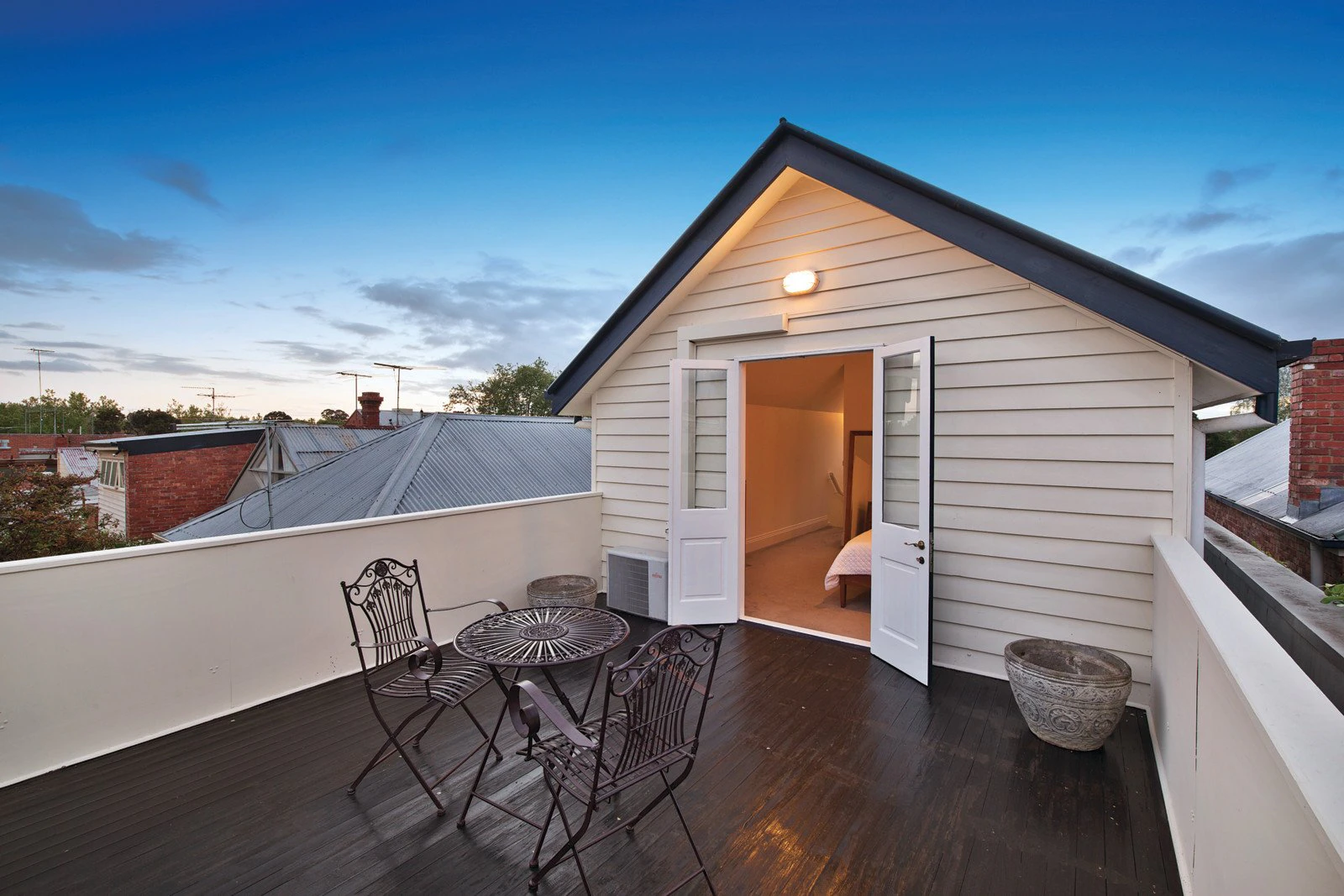 28 Stuart Street, Armadale, VIC
