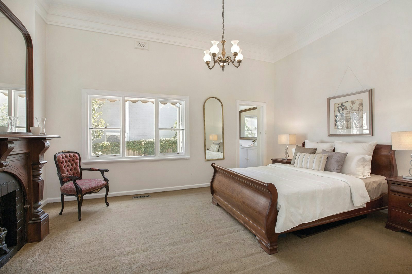 25 Lyndhurst Crescent, Hawthorn, VIC