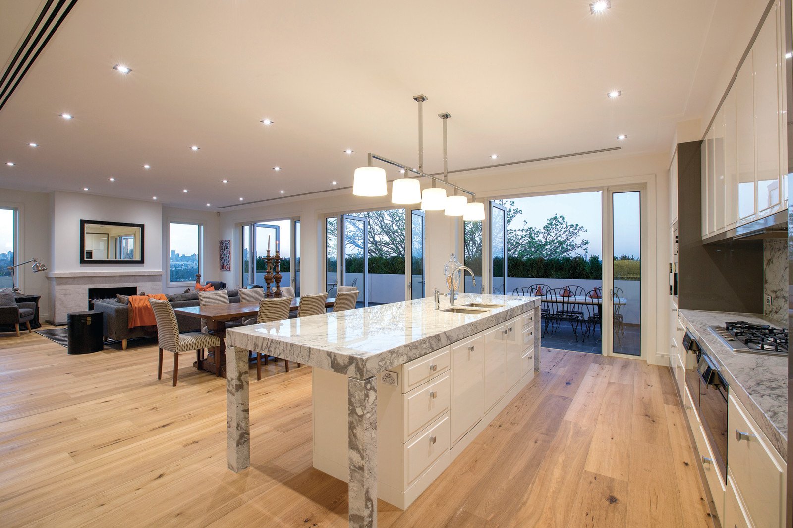 Penthouse/11 Trawalla Avenue, Toorak - Thumbnail 3