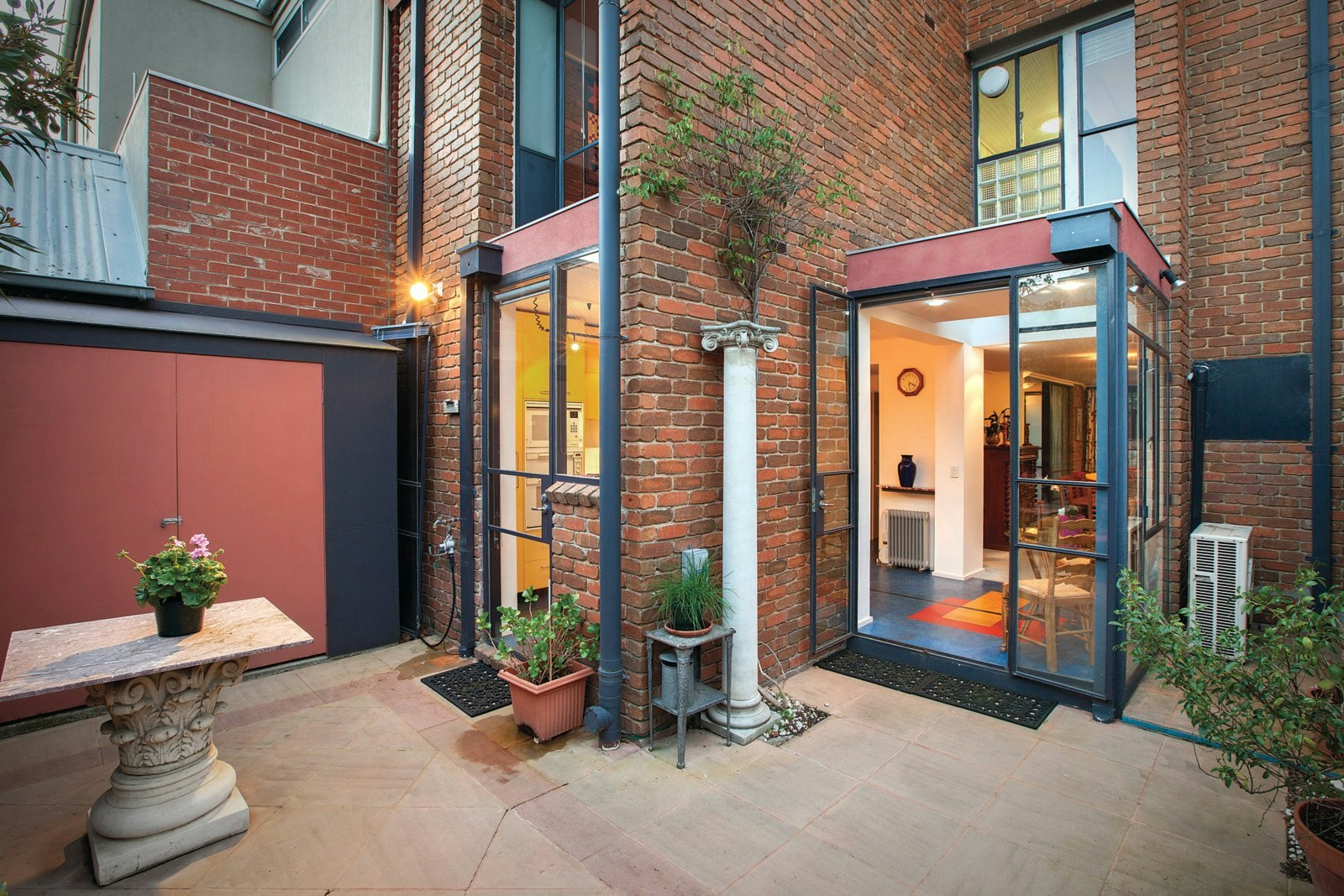 14 Madden Street, Albert Park, VIC