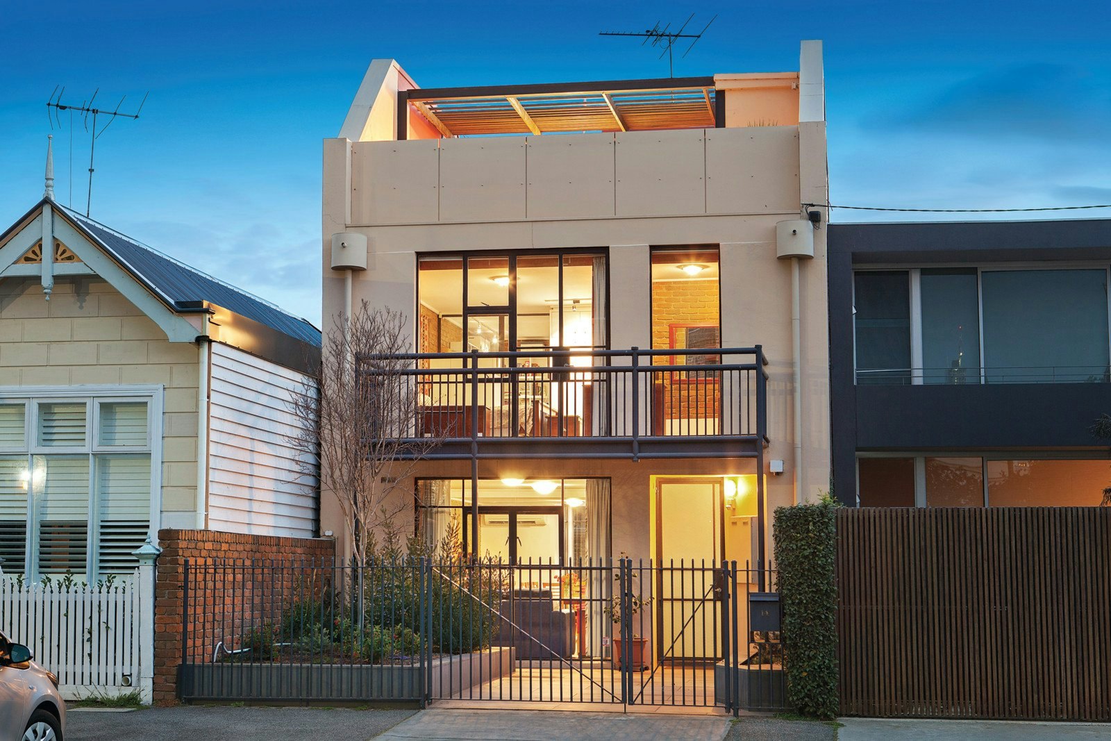 14 Madden Street, Albert Park, VIC