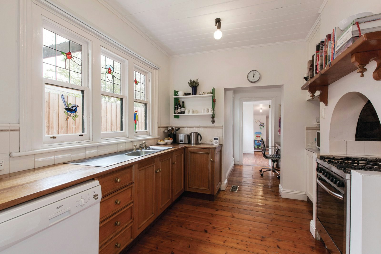 4 St Vincent Place North, Albert Park, VIC