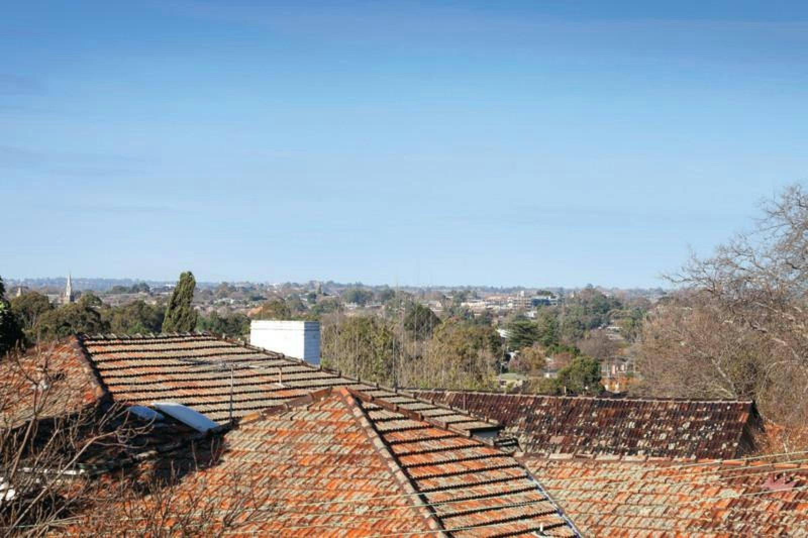 6 Merrion Grove, Kew, VIC