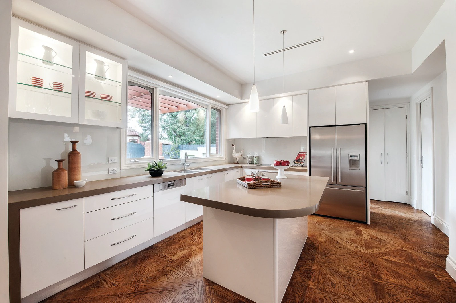 16 Sefton Place, Camberwell, VIC