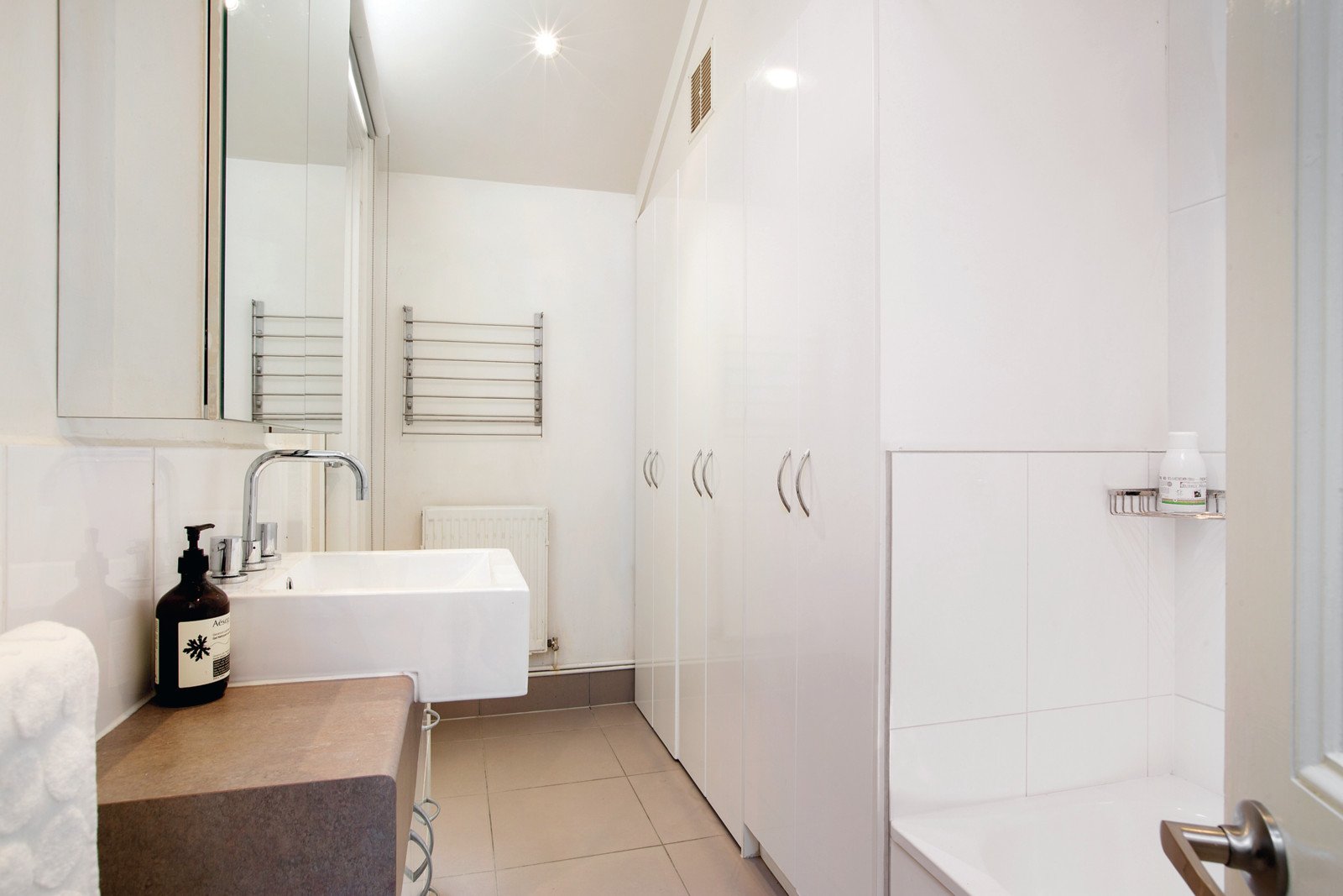 46 Tyrone Street, South Yarra - Thumbnail 6
