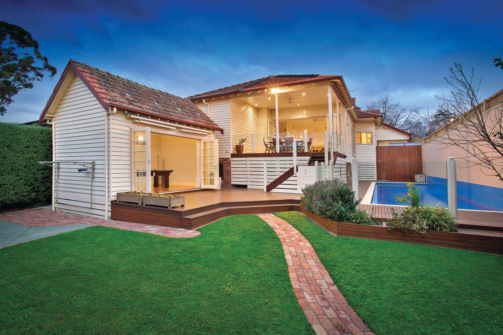 19 Ashburton Road, Glen Iris - Thumbnail 2