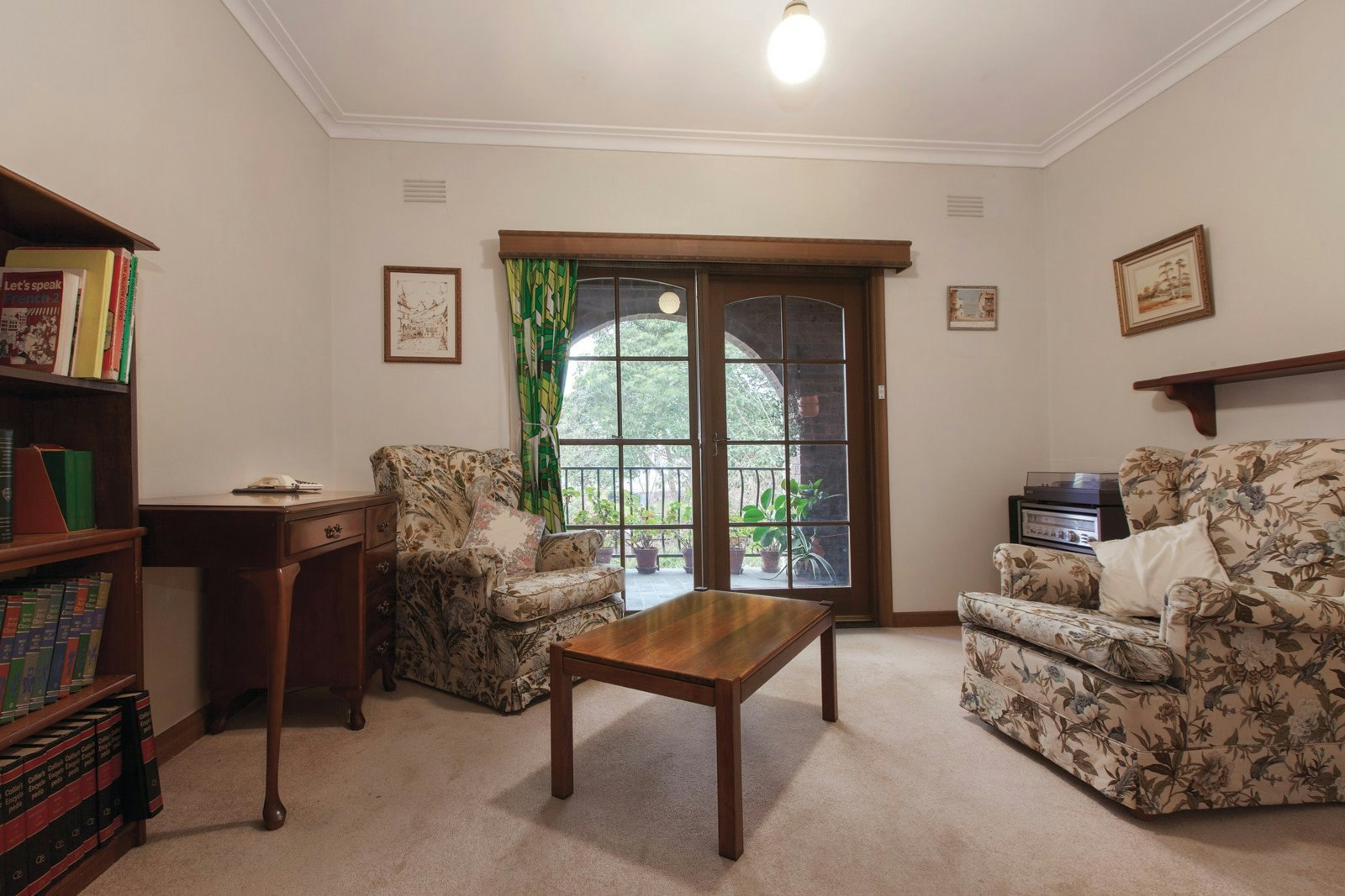 42 Essex Road, Surrey Hills, VIC