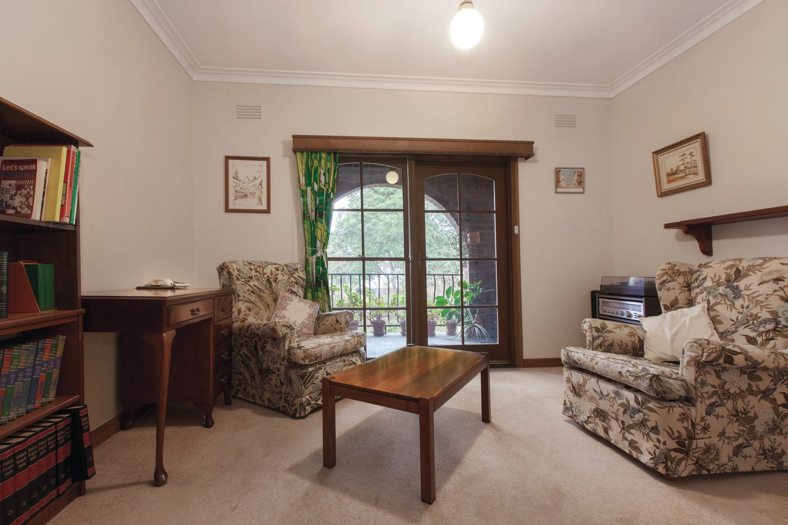 42 Essex Road, Surrey Hills, VIC