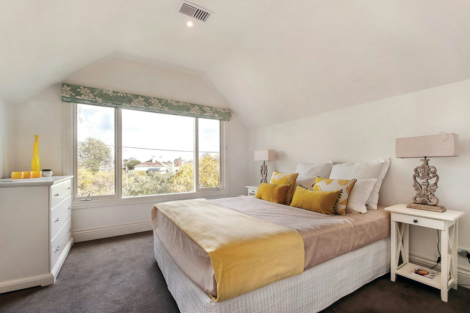 16 Sefton Place, Camberwell, VIC