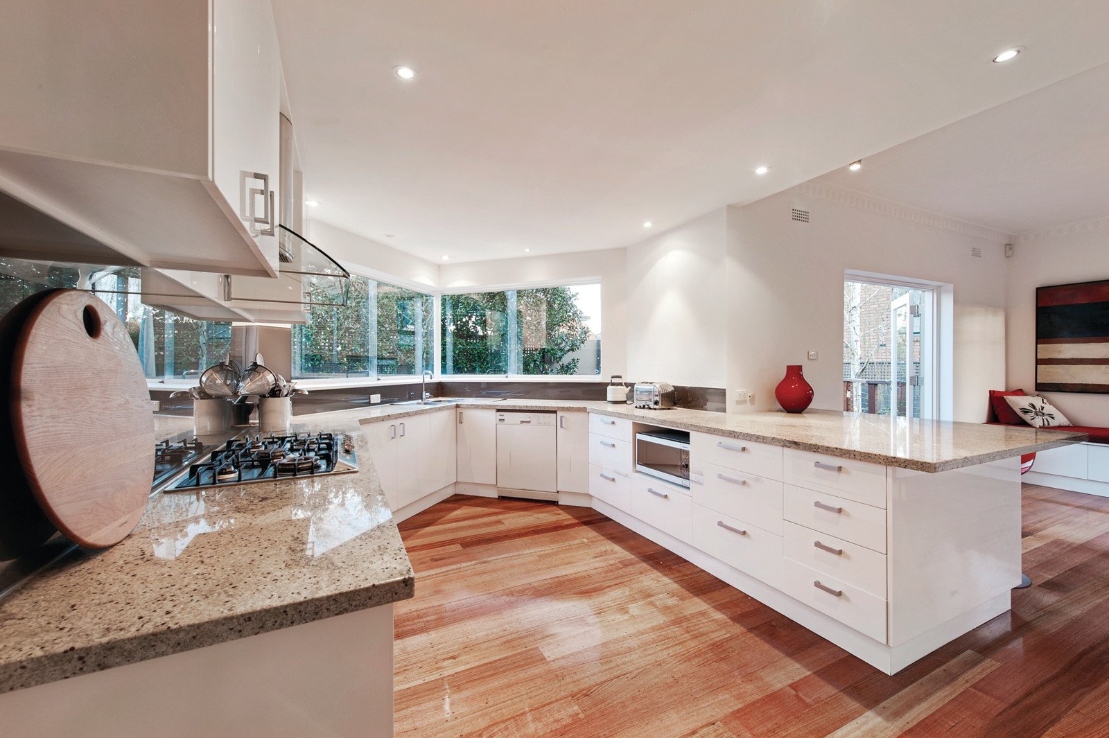 23 Nicholson Street, Balwyn North - Thumbnail 4