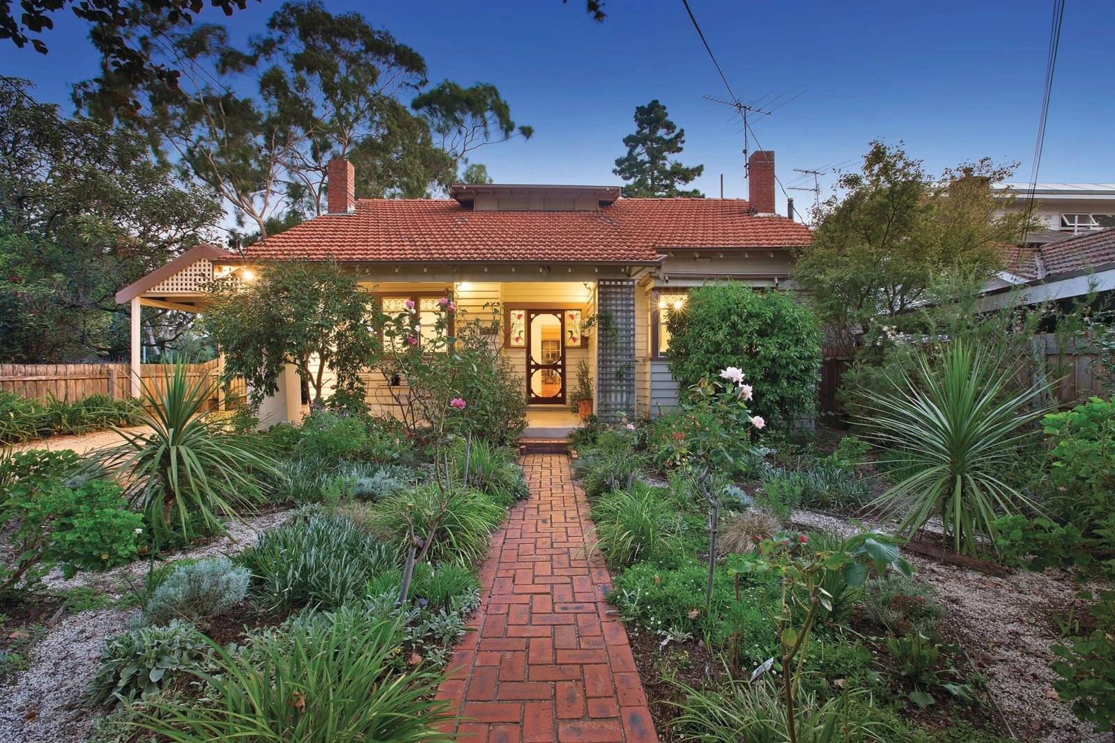 64 Ardrie Road, Malvern East, VIC