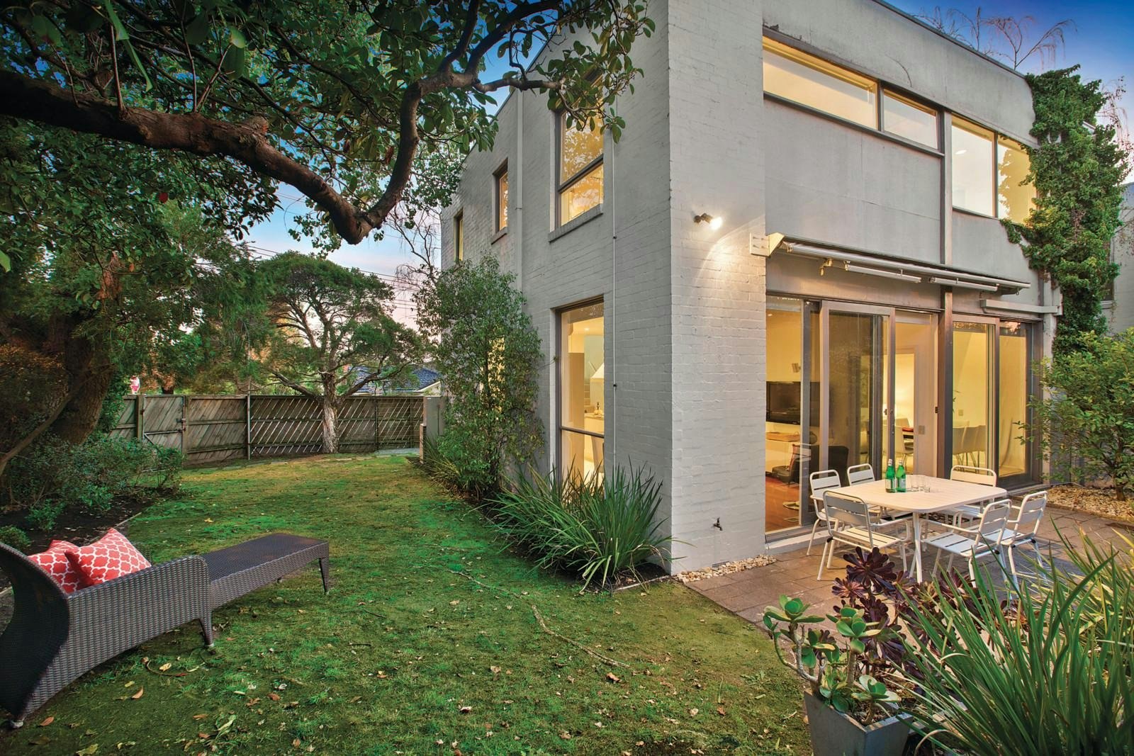 23 Van Ness Avenue, Glen Iris, VIC