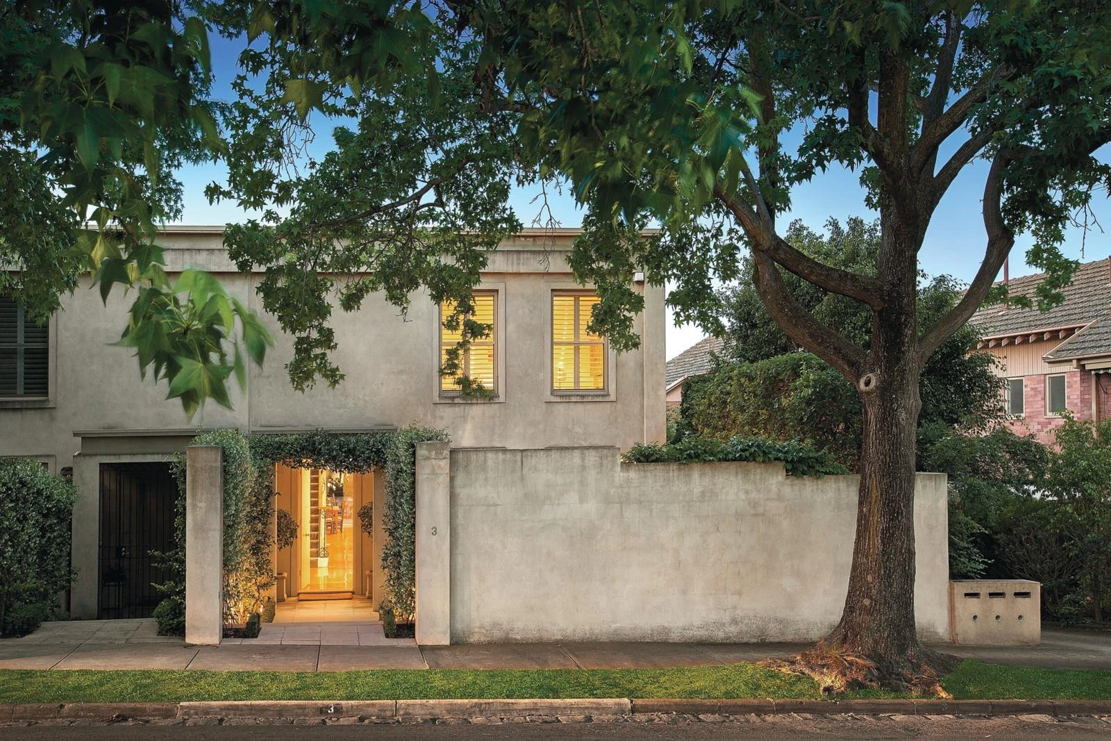 3 Monomeath Avenue, Toorak, VIC