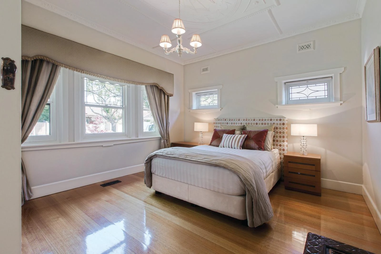 20 Nirvana Avenue, Malvern East, VIC