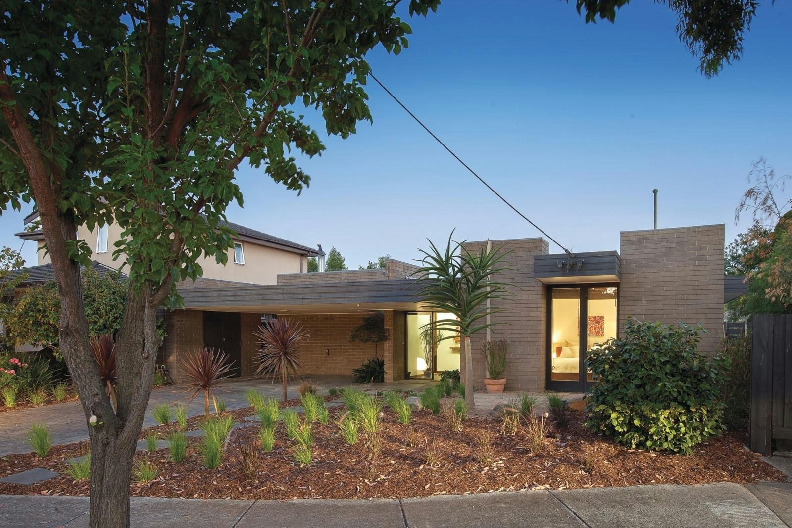 7 Streeton Court, Mont Albert, VIC