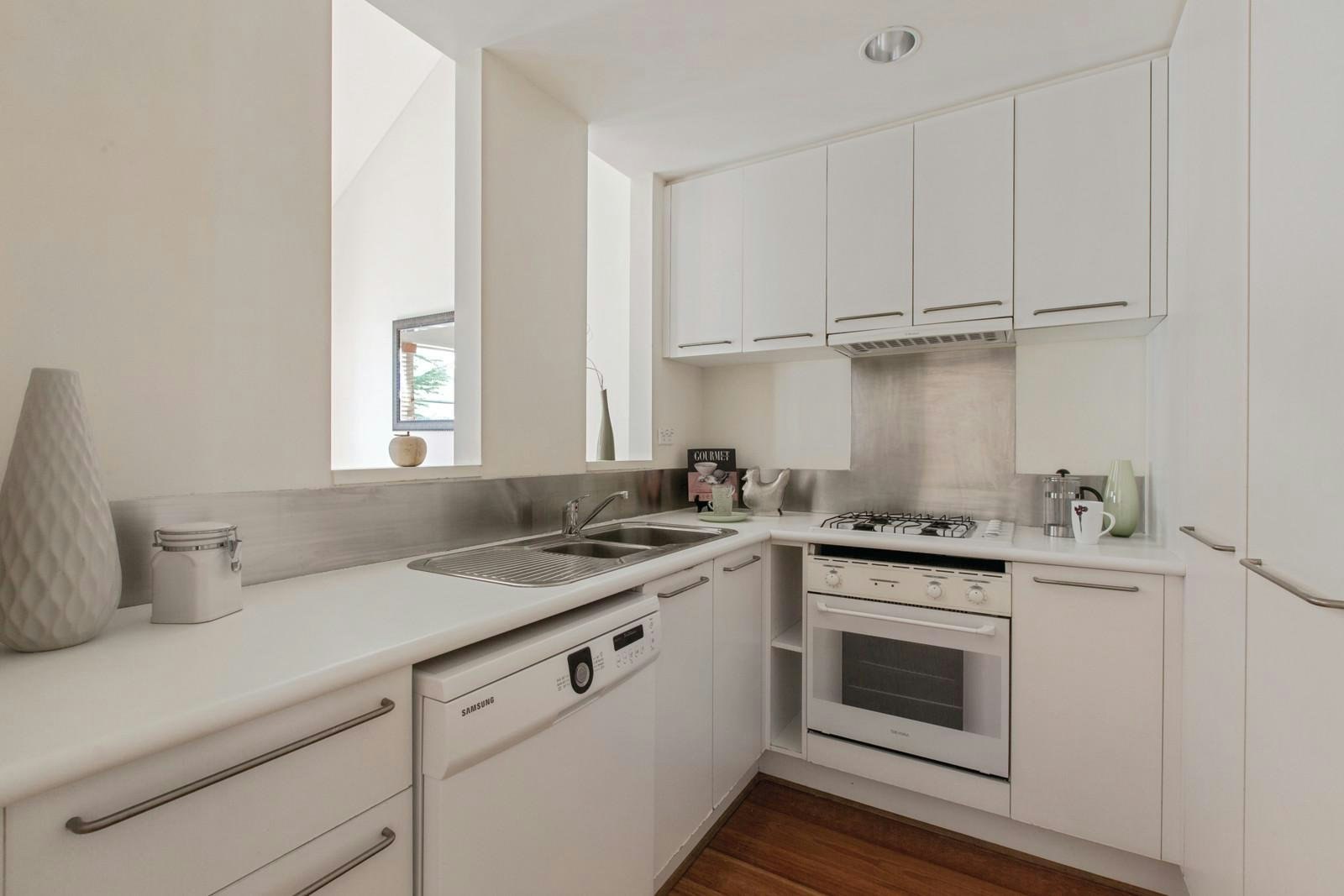 36/211 Wellington Parade South, East Melbourne, VIC