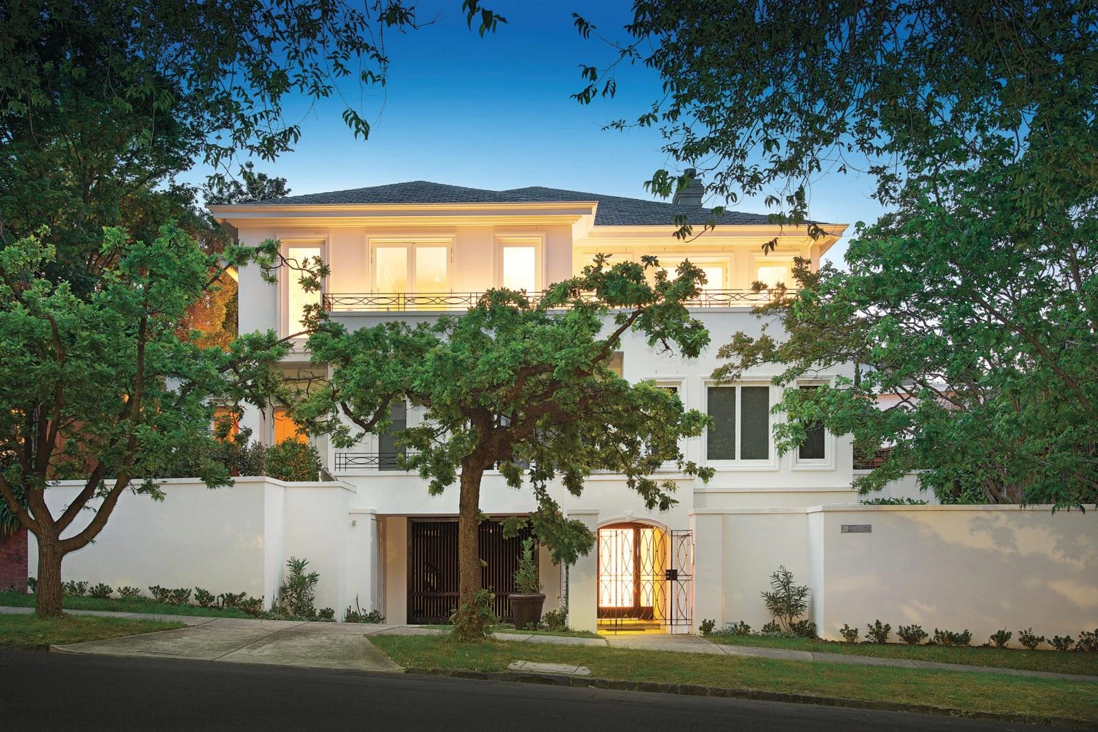 15 Lansell Road, Toorak, VIC