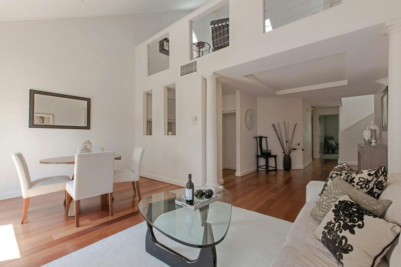 36/211 Wellington Parade South, East Melbourne, VIC