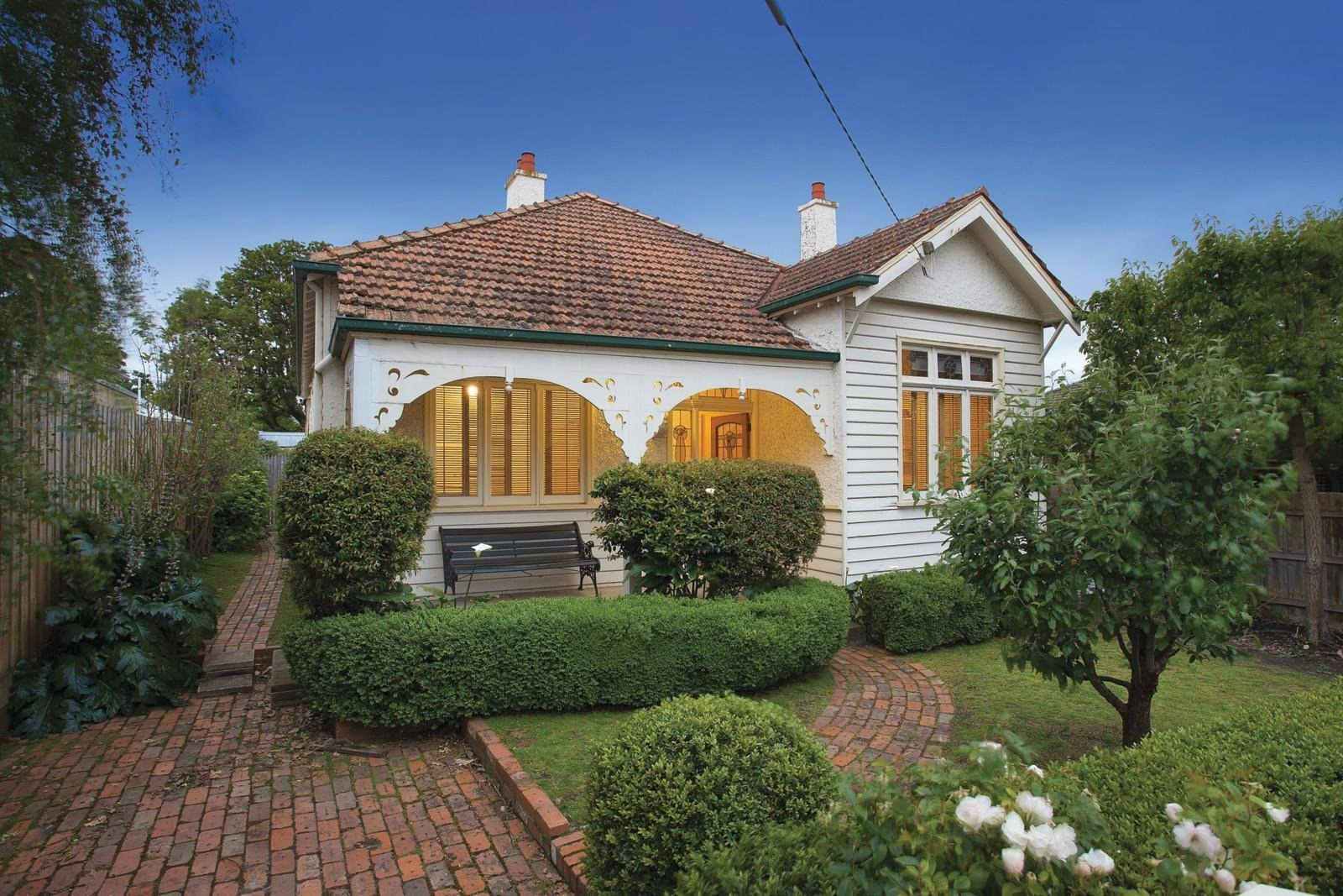 15 Nyora Street, Malvern East, VIC