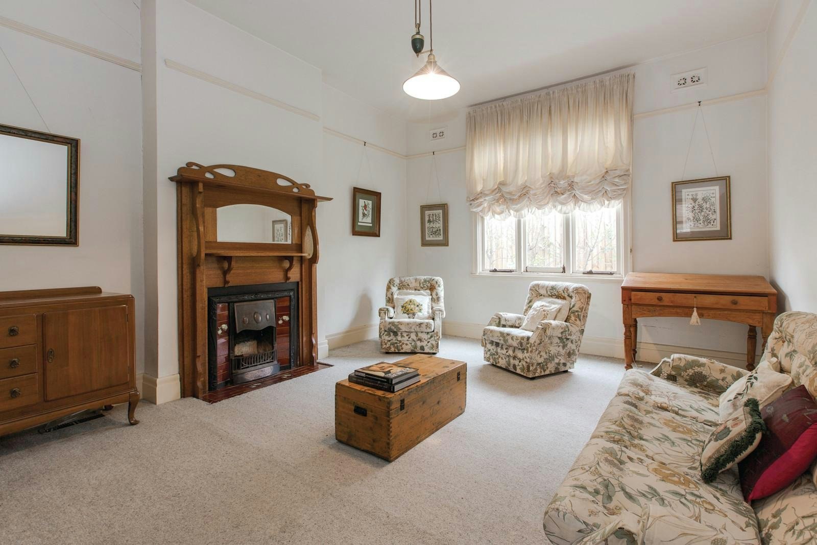 15 Nyora Street, Malvern East, VIC