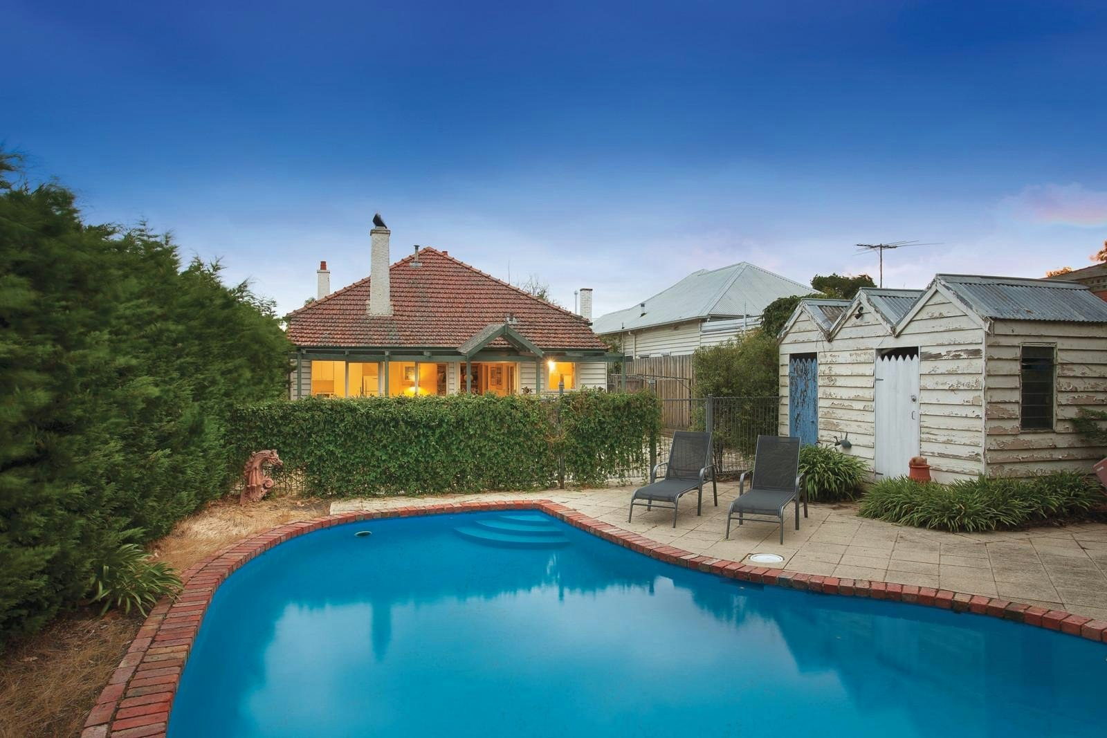 15 Nyora Street, Malvern East, VIC